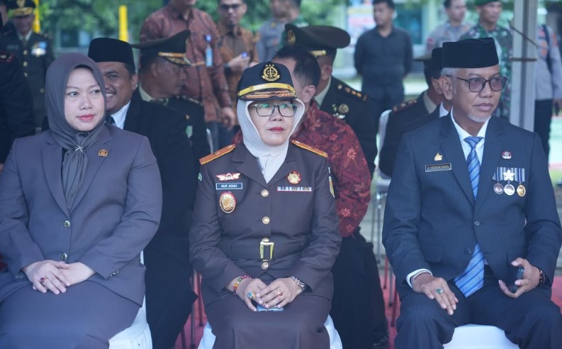 Wakajati Sulbar menghadiri Hari Ulang Tahun TNI ke - 80 Tahun