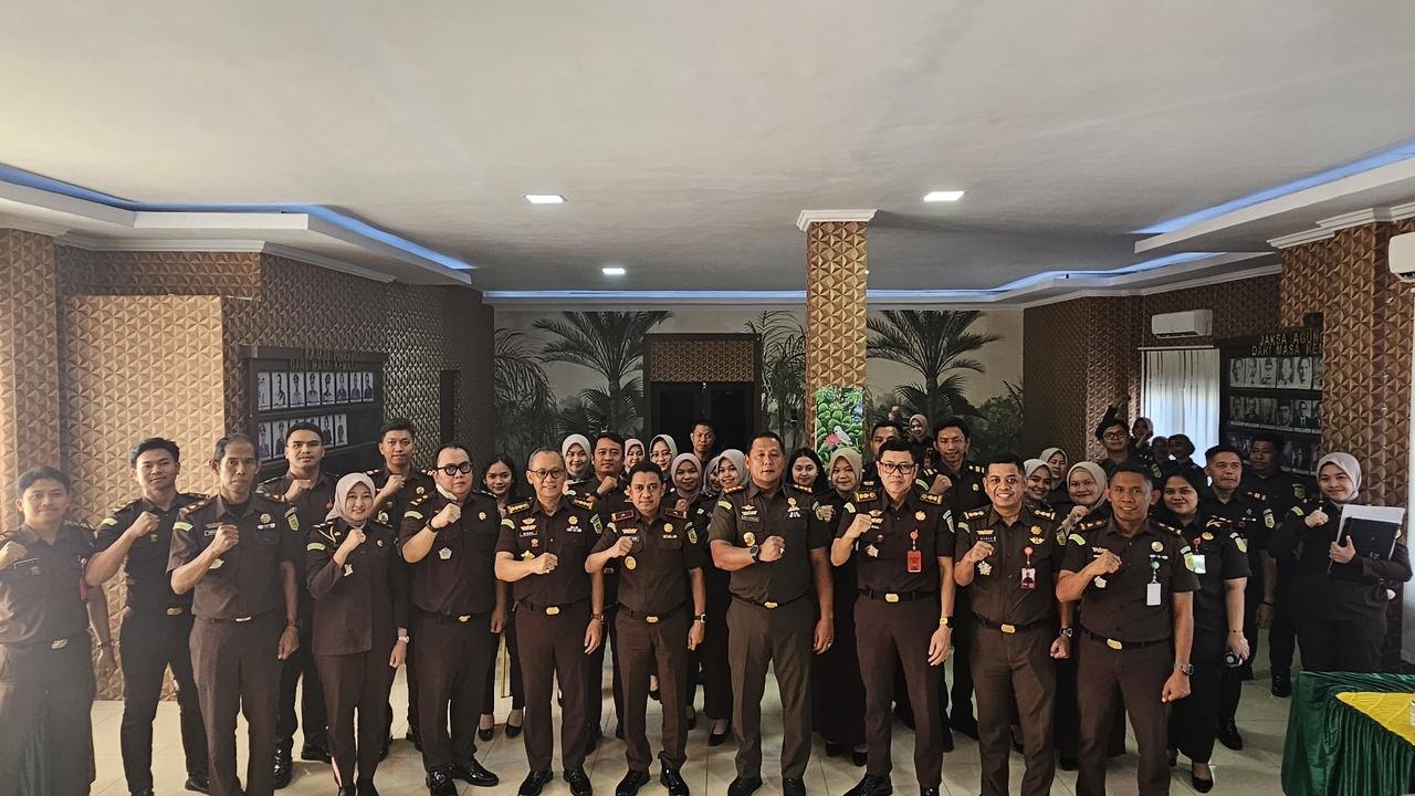 Wakajati Sulsel Robert M Tacoy Pimpin Supervisi Pidum di Kejari Pinrang Dorong Konsistensi dan Keadilan Restoratif