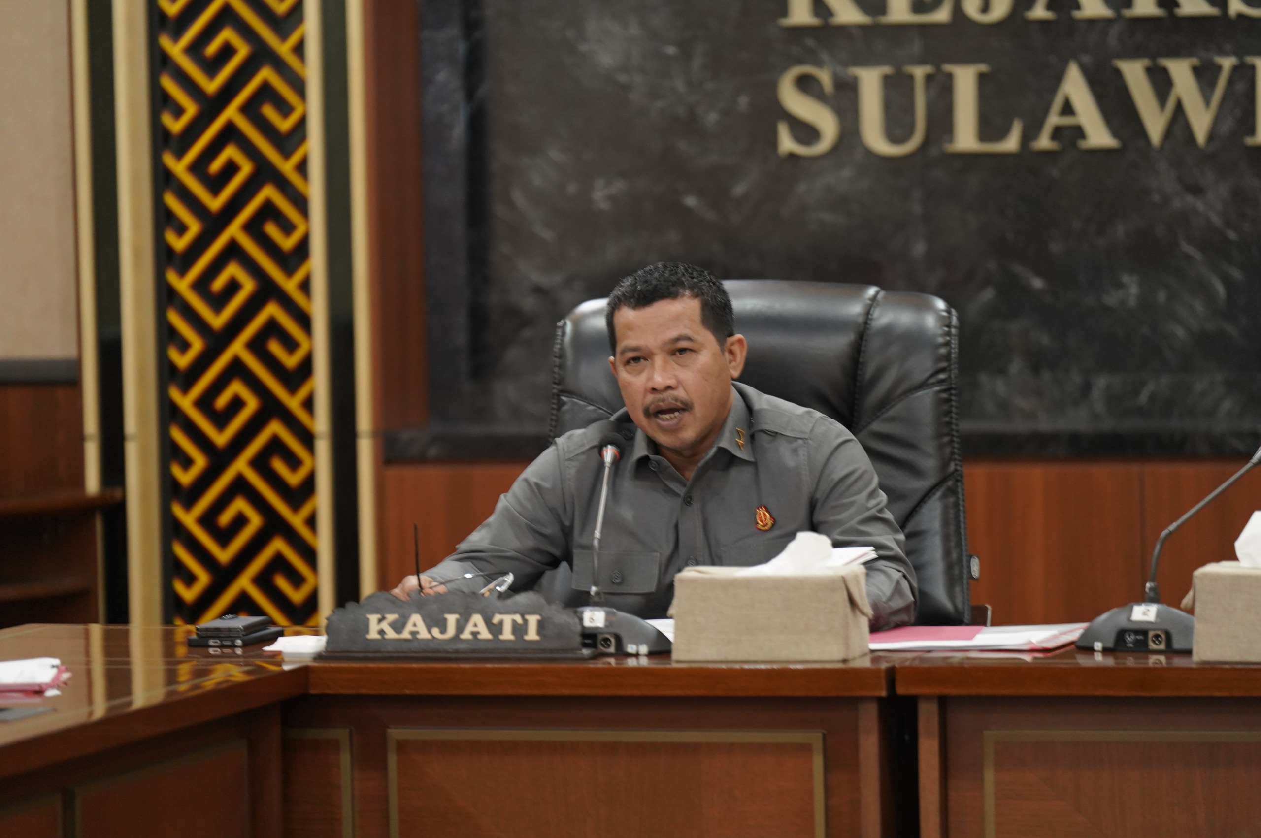 Kejati Sulsel Selesaikan Kasus Pengeroyokan 8 Santri di Maros Lewat Keadilan Restoratif 4 Tersangka Disanksi Sosial Bersihkan Masjid