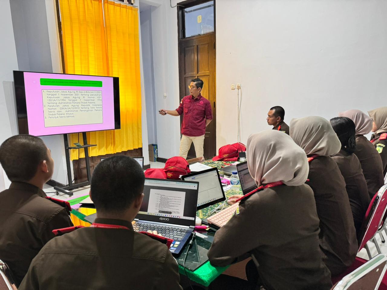 Hari Ketiga Belas Pelaksanaan Latsar CPNS Golongan III Kejaksaan Negeri Kepulauan Selayar Dengan Agenda Pembelajaran Penguatan Kompetensi Teknis Bidang Tugas Bidang Pidum Pidsus dan Pidmil