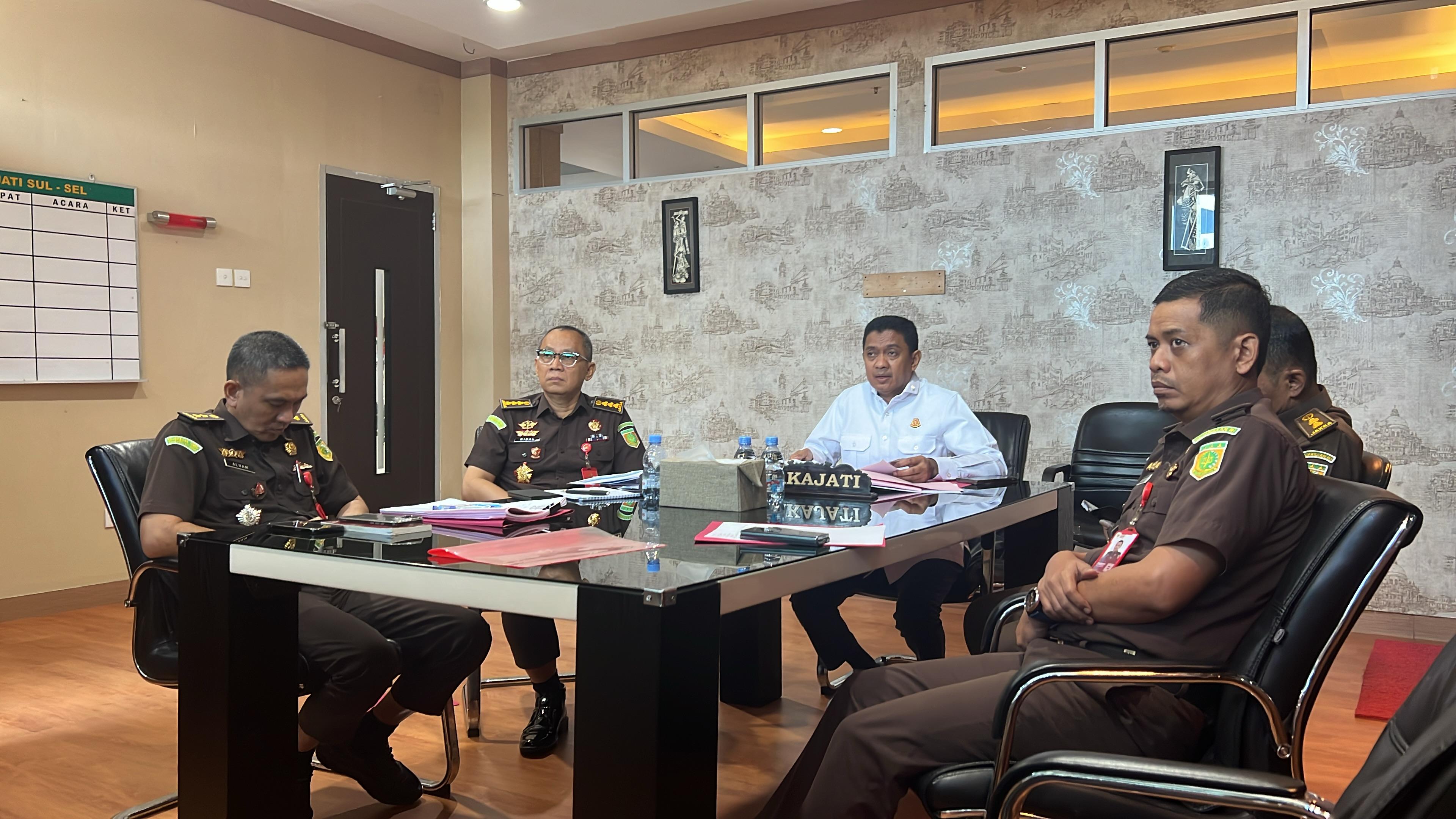 Kedepankan Perdamaian Kejati Sulsel Selesaikan Kasus Penganiayaan Antar Sepupu di Luwu Timur Lewat Keadilan Restoratif