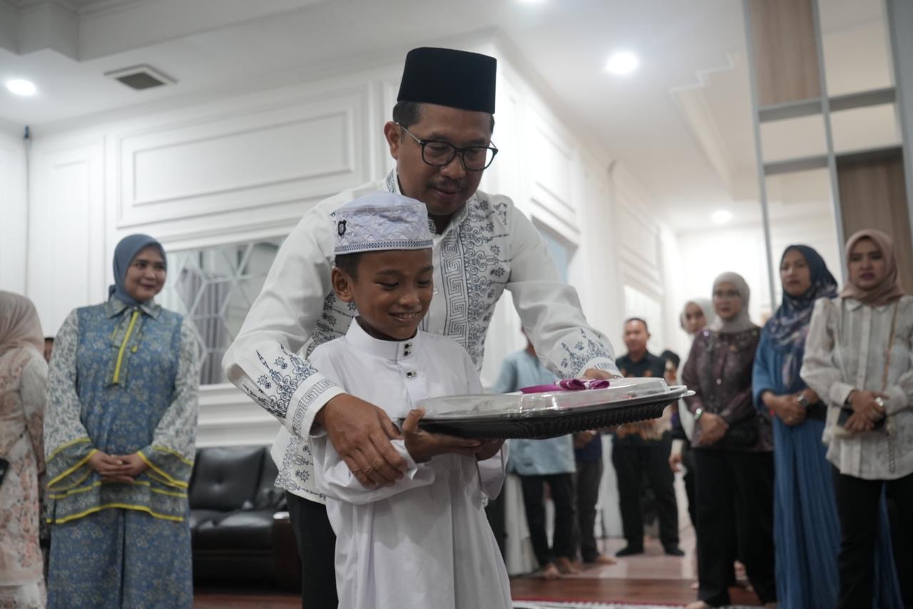 Kajati Sulsel Didik Farkhan Alisyahdi Resmi Masuki Rumah Dinas Tekankan Komitmen Beri Manfaat dan Terbuka Masukan