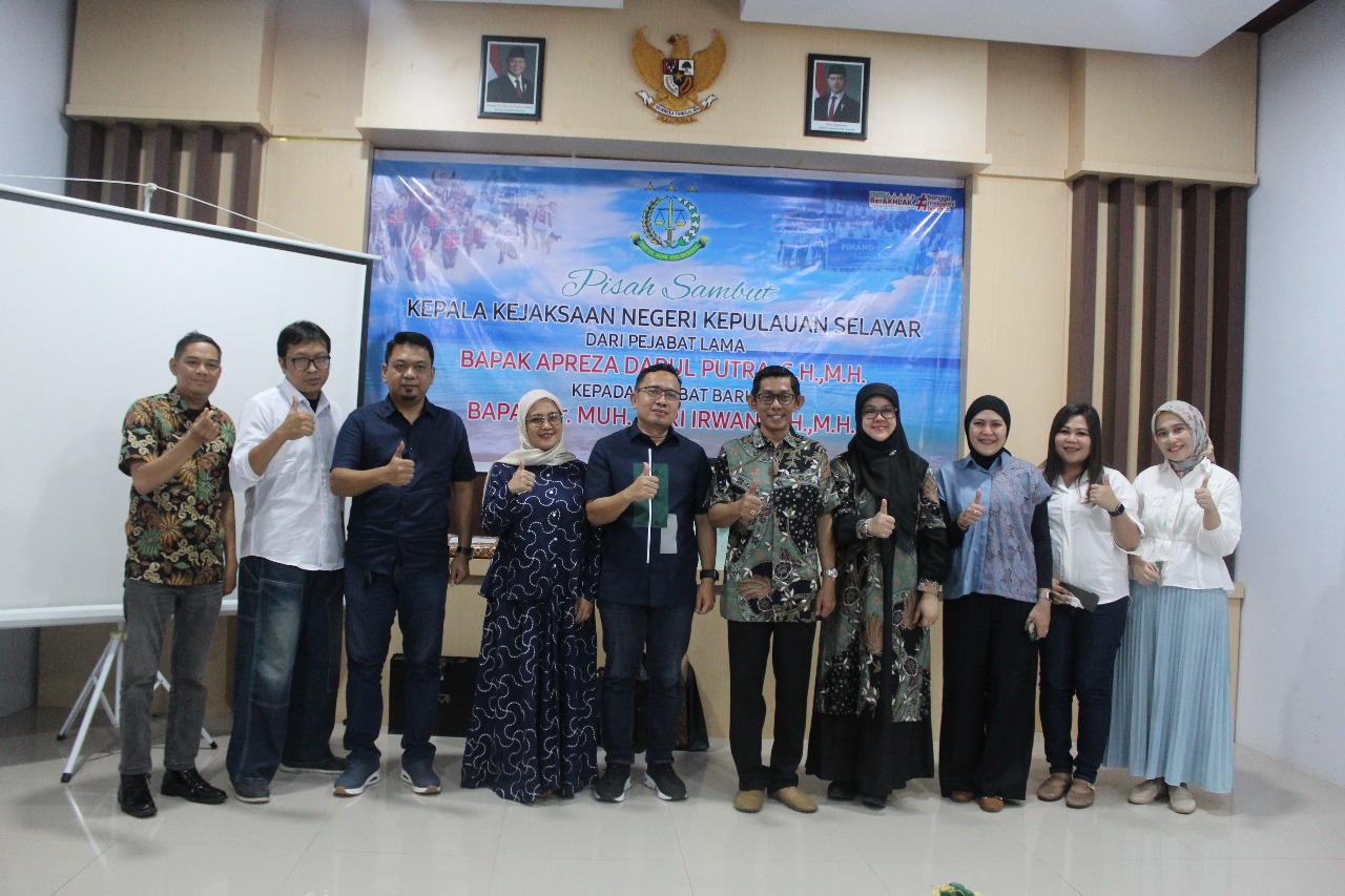 Pisah Sambut Kepala Kejaksaan Negeri Kepulauan Selayar dari Pejabat Lama Ke Pejabat Baru Kejaksaan Negeri Kepulauan Selayar