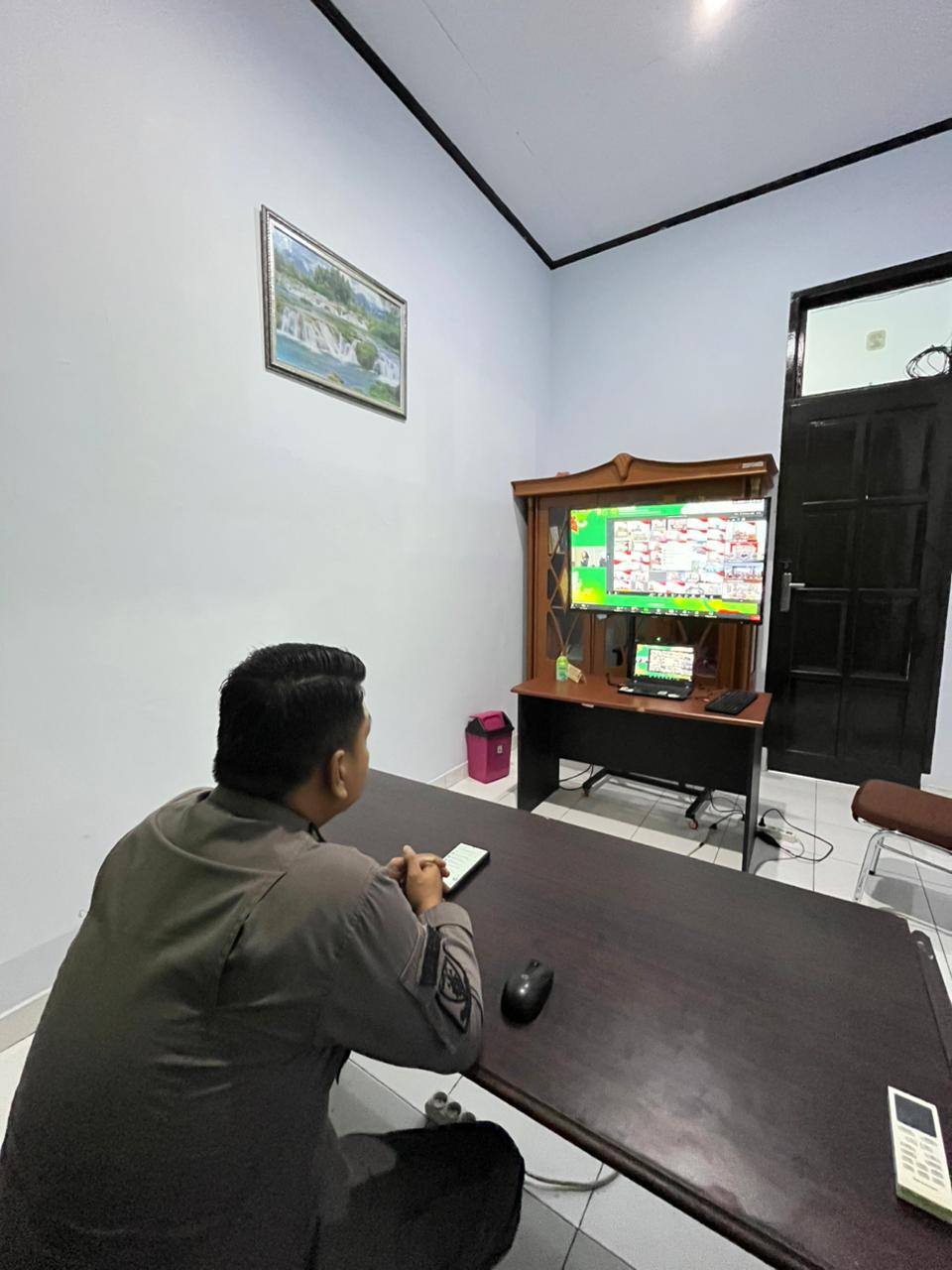 Kasi Pidum Kejari Selayar Hadiri Vicon Rencana Aksi Pencegahan dan Penanganan Tindak Pidana Orang Asing Tahun 2025