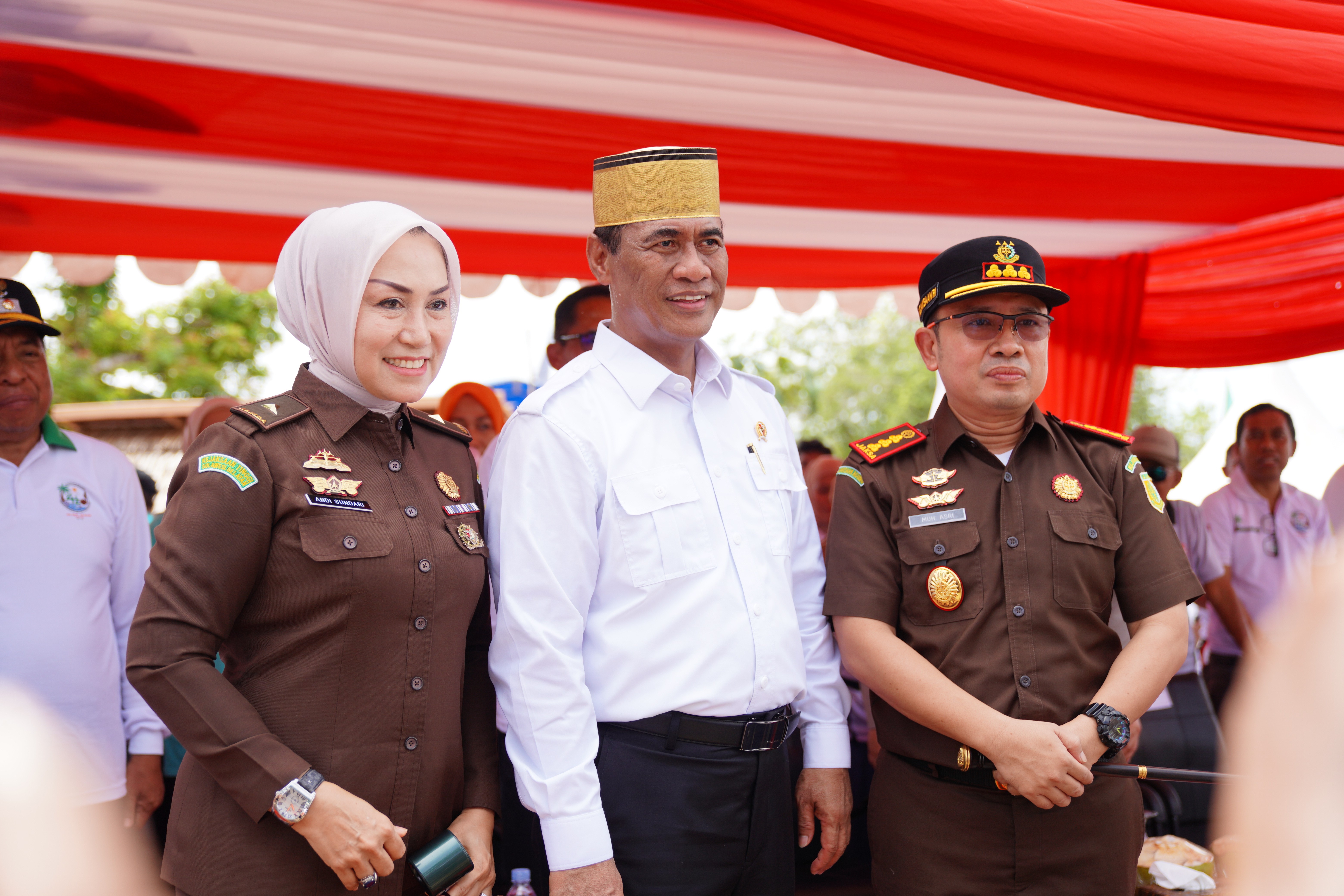 Sinergi Pemerintah Pusat dan Daerah Kajari Kepulauan Selayar Hadiri Launching Program Gerakan Menanam Lima Juta Pohon Kelapa GEMERLAP