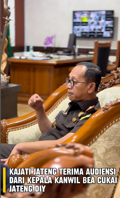 Kajati Jateng Terima Kunjungan Audiensi dari Kepala Kanwil Bea Cukai Wilayah JATENG  DIY