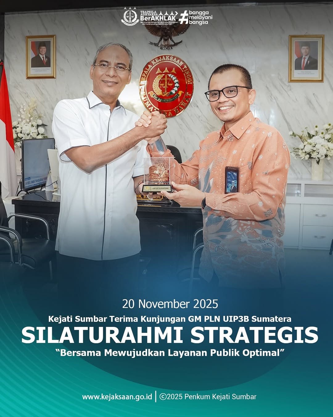 Kepala Kejaksaan Tinggi Sumatera Barat menerima kunjungan silaturahmi dari General Manager PLN UIP3B Sumatera