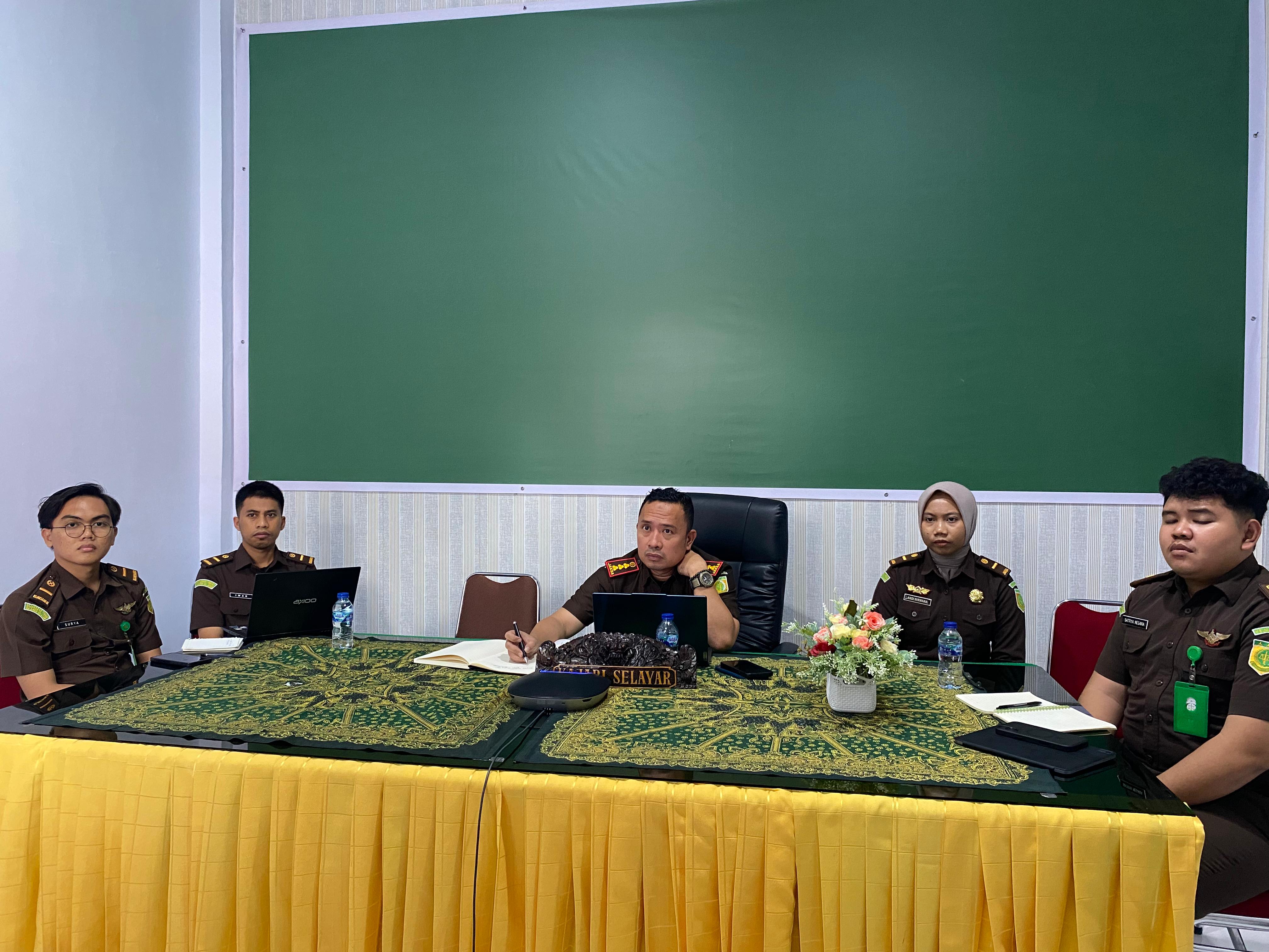 Kajari Kepulauan Selayar Ikuti Finalisasi Kesiapan Lomba Harkordia 2025 Secara Zoom Meeting