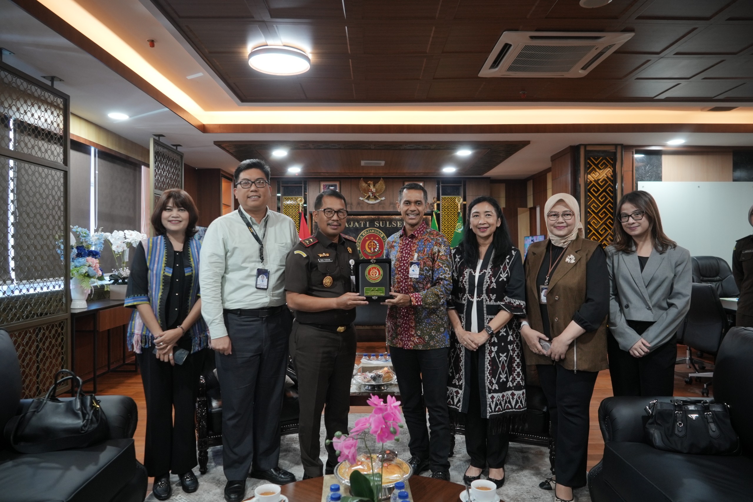 Kajati Sulsel Terima Kunjungan Silaturahmi Bank Mandiri Perkuat Komitmen Sinergi Institusi