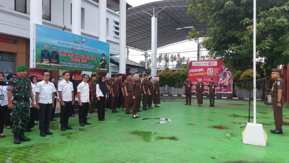 Kasi PAPBB Kejari Kepulauan Selayar Pimpin Apel Pagi  Kejaksaan Negeri Kepulauan Selayar