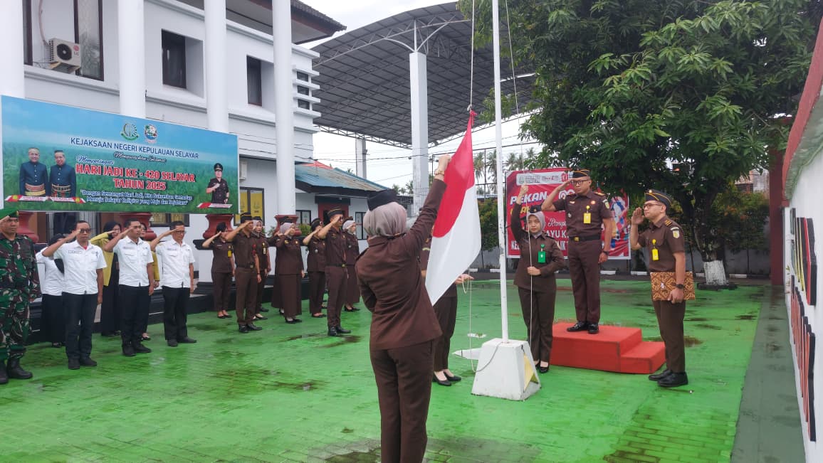Upacara Peringatan Hari Anti Korupsi Sedunia Hakordia Tahun 2025 Kejaksaan Negeri Kepulauan Selayar