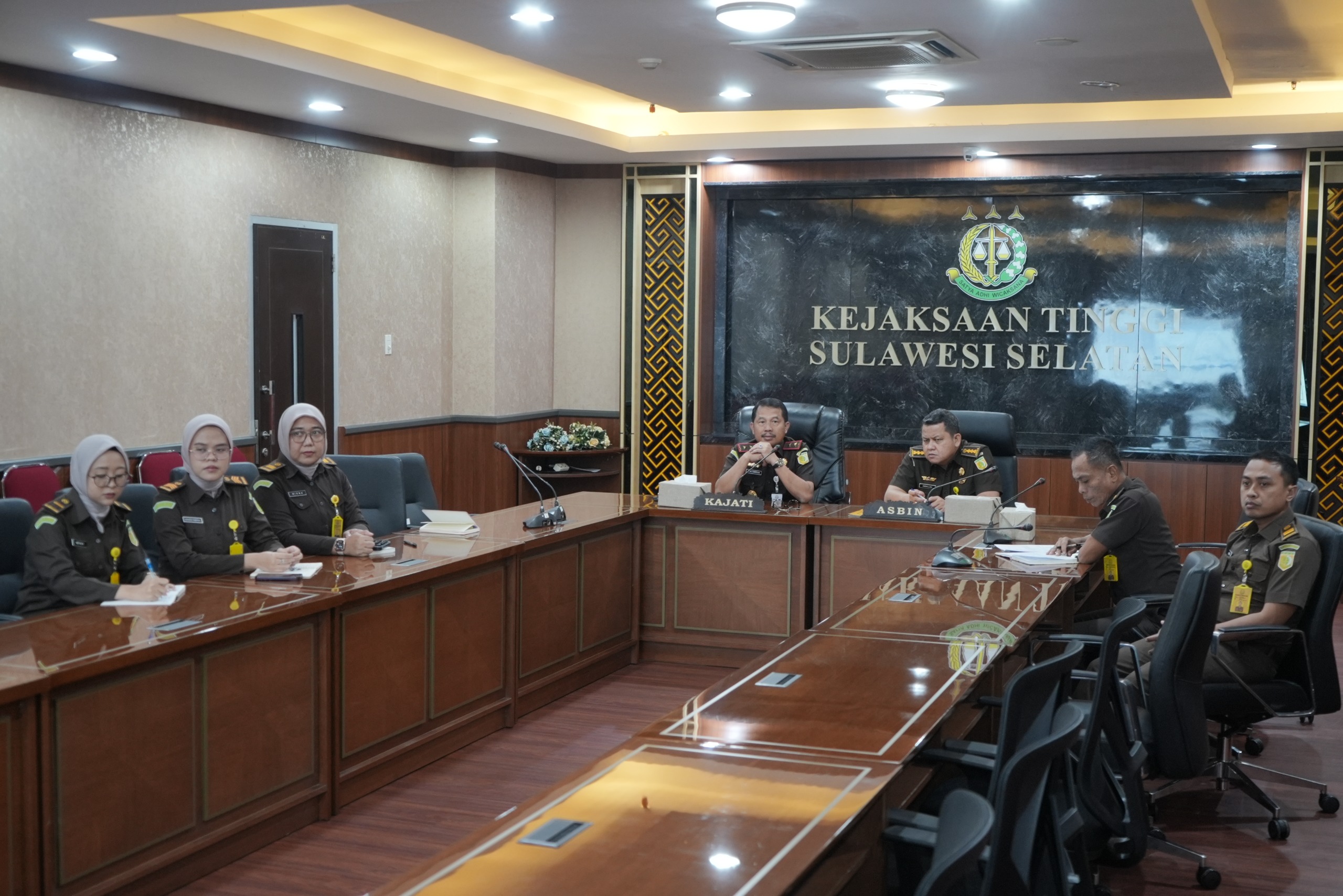 Kejati Sulsel Hadiri Apresiasi Zona Integritas WBK dan Kompetisi BerAKHLAK Tahun 2025 Tiga Kejari di Sulsel Raih Predikat WBK