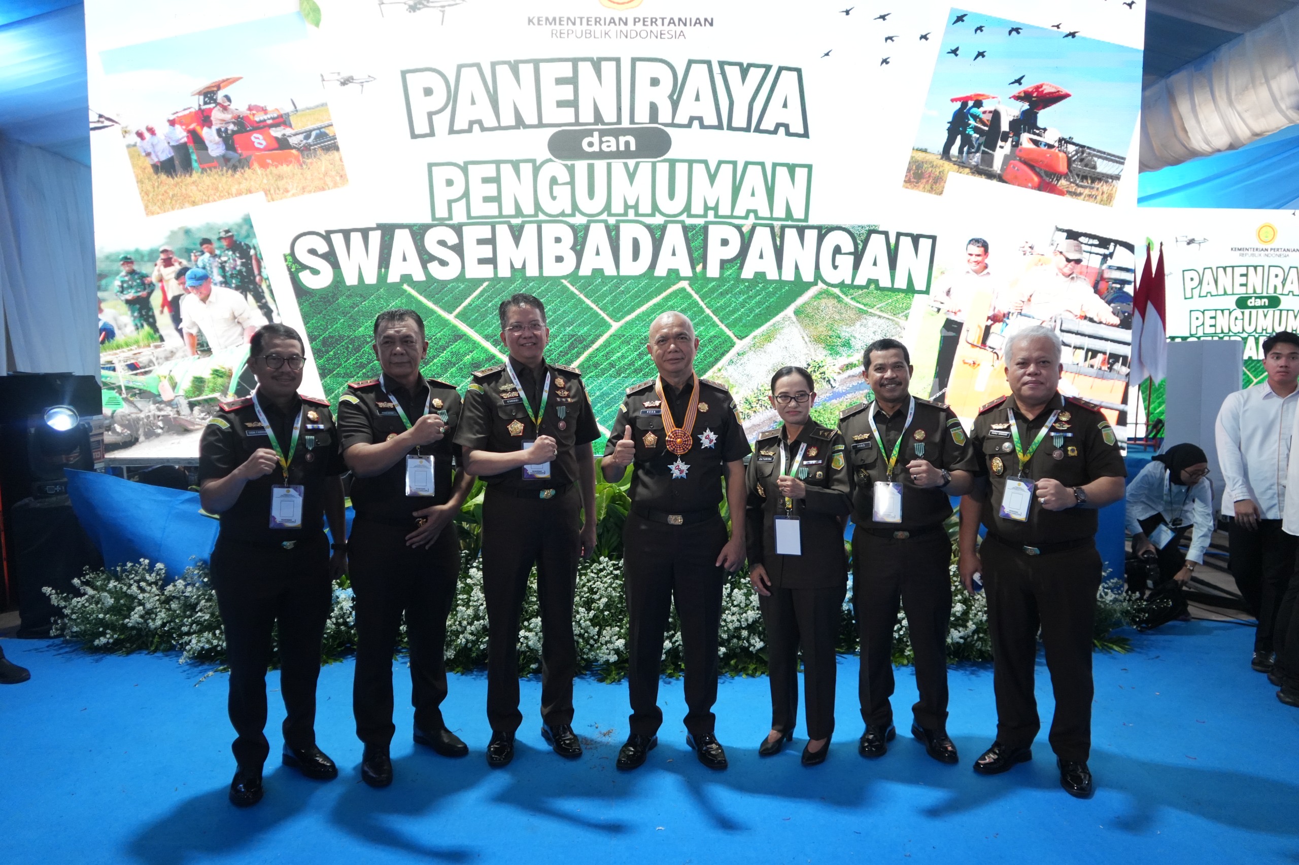 Dukung Swasembada Pangan Kajati Sulsel Didik Farkhan Terima Penghargaan dari Presiden Prabowo Subianto