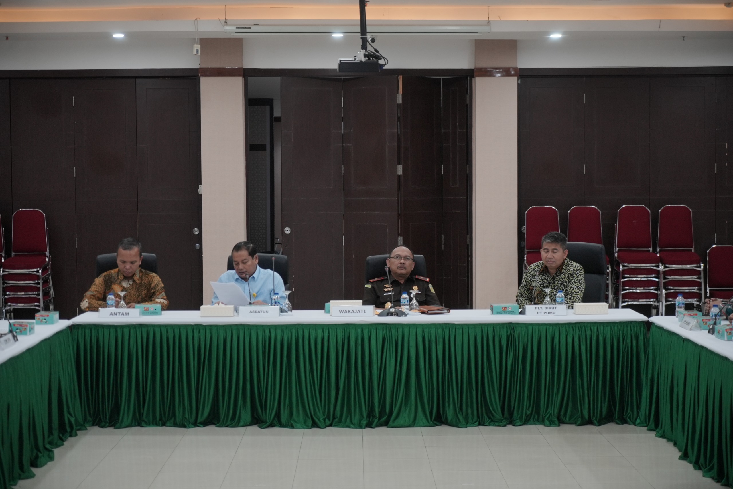 Wakajati Sulsel Pimpin Kick Off Meeting Pendampingan Hukum Tata Kelola PT Pongkeru Mineral Utama