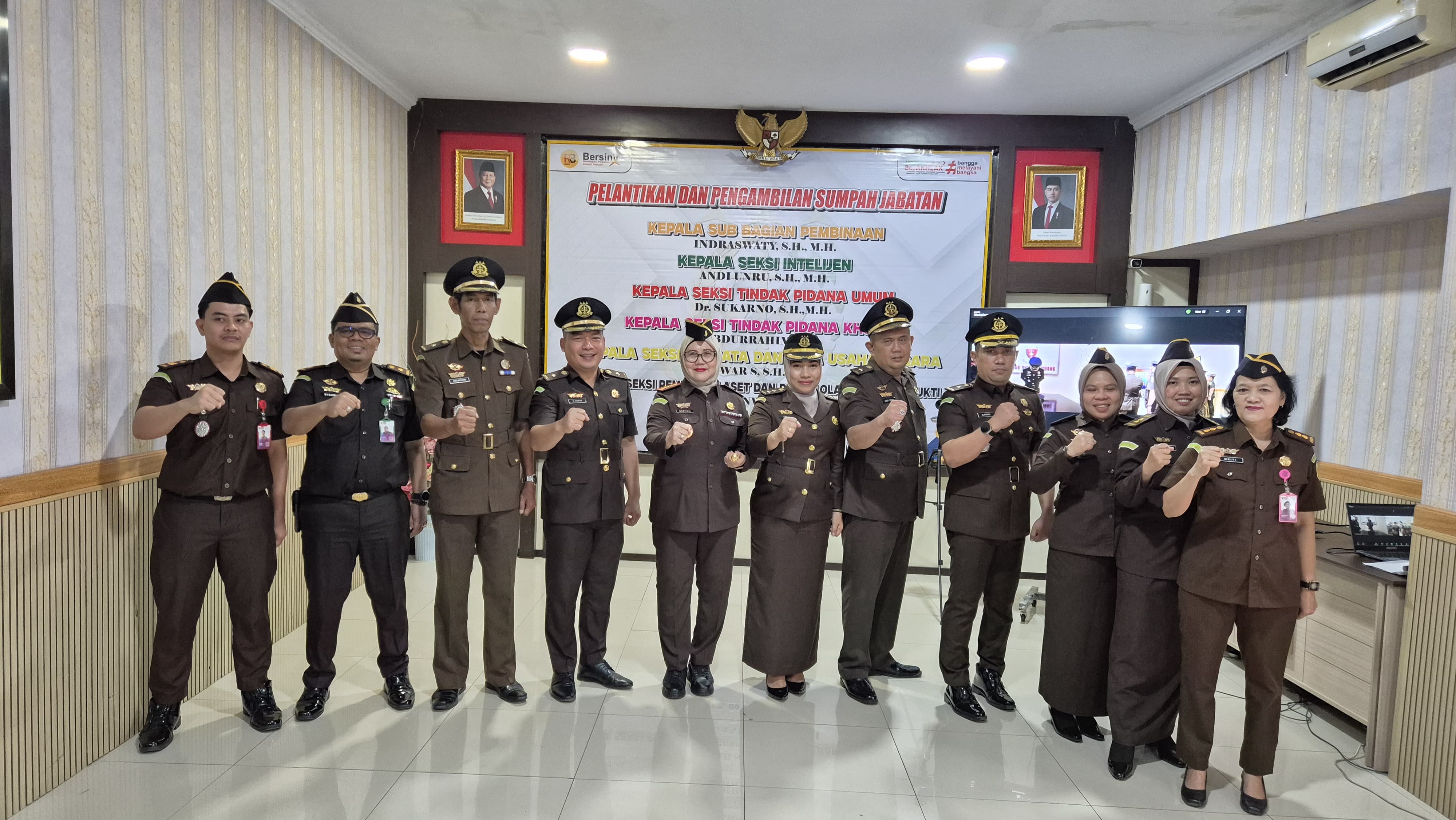 Nahkodai Lini Strategis Enam Pejabat Baru Kejari Parepare Resmi Dilantik