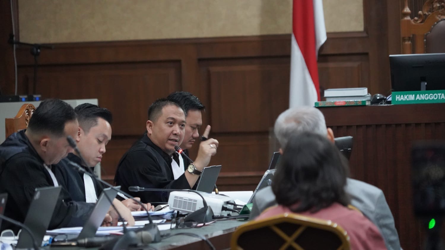Jaksa Penuntut Umum Beberkan Fakta Monopoli dan Ketidakwajaran Harga dalam Sidang Korupsi Chromebook