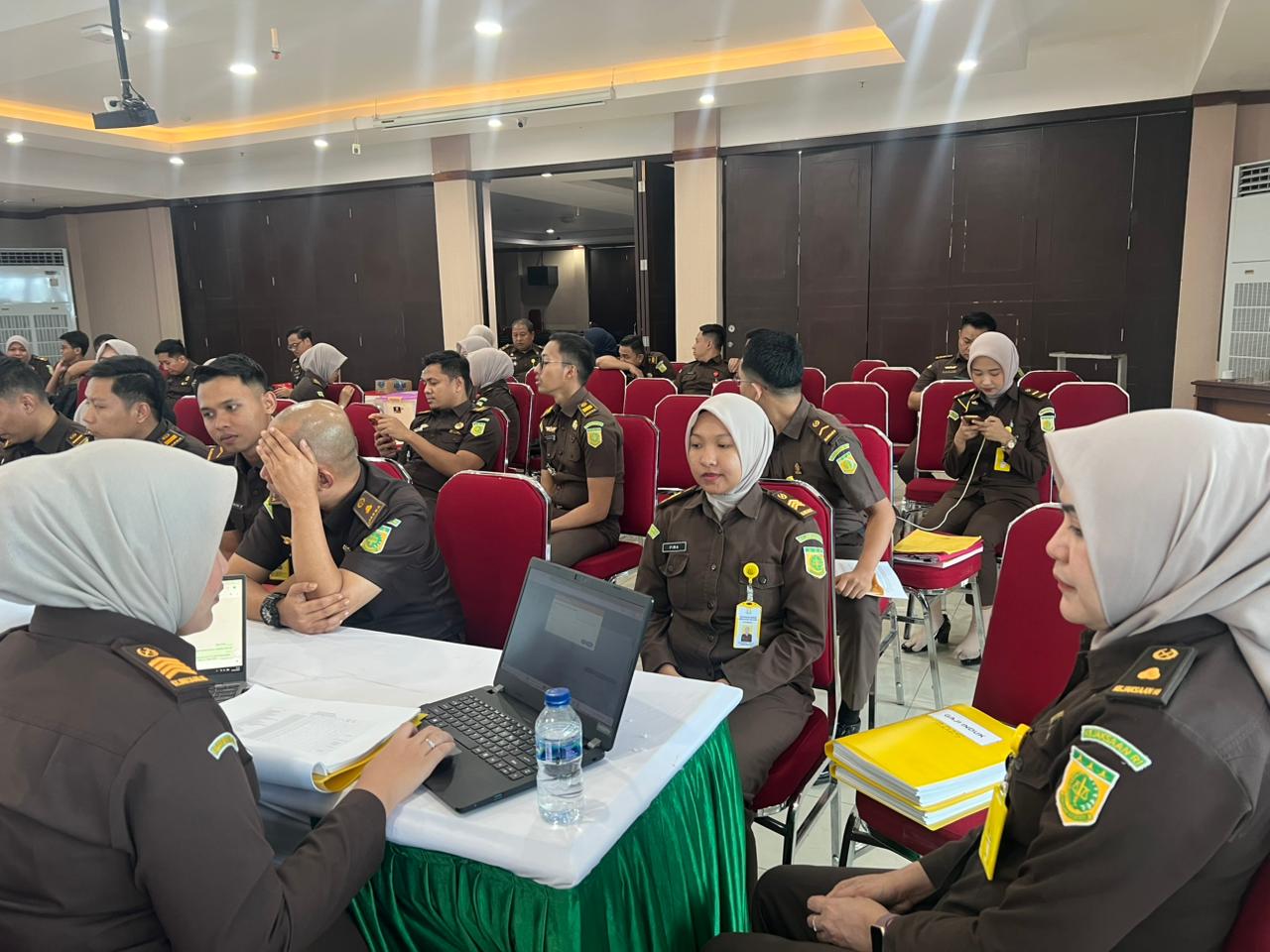 Kejari Kepulauan Selayar Hadiri Inspeksi Khusus Oleh Bapak Inspektur Keuangan Wilayah III  Pada Jaksa Agung Muda Bidang Pengawasan