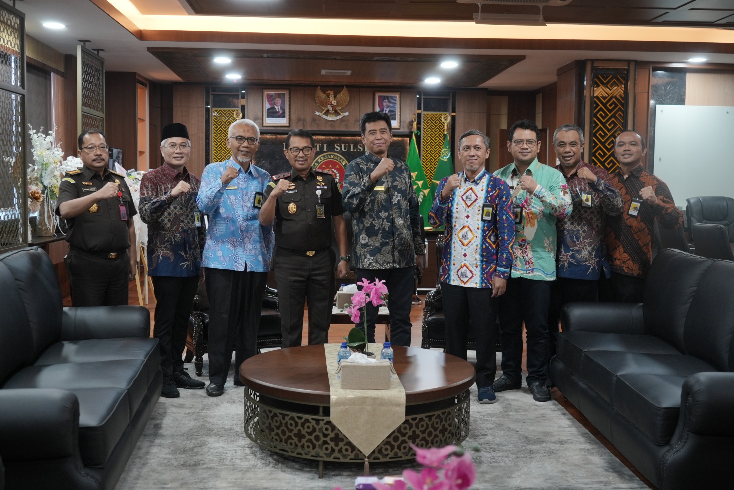 Perkuat Sinergi Penegakan Hukum Sektor Pajak Kajati Sulsel Terima Kunjungan Kakanwil DJP Sulselbartra