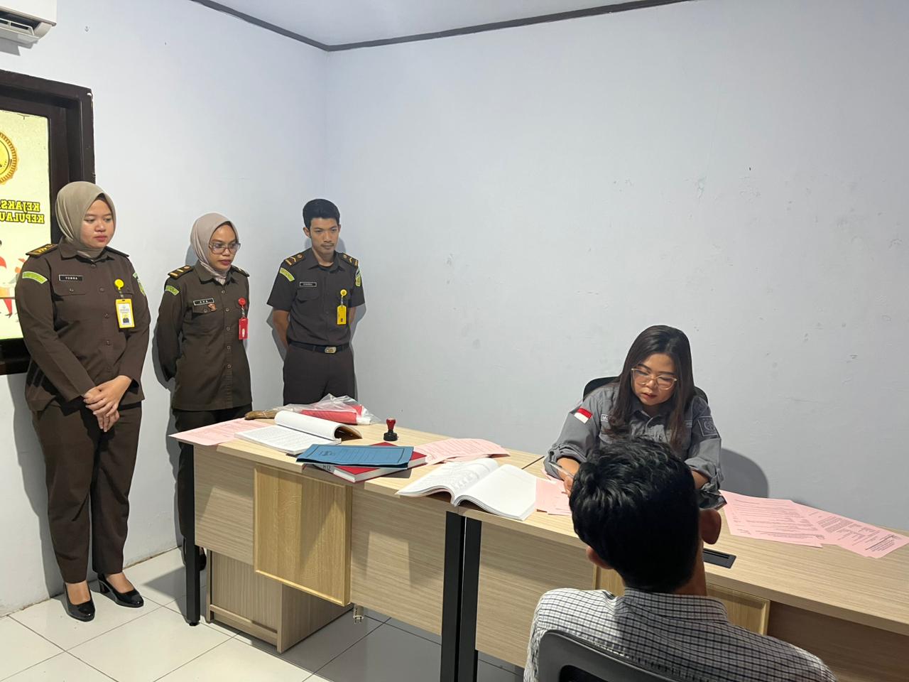 TAHAP II Perkara Tindak Pidana Pengancaman Kejaksaan Negeri Kepulauan Selayar
