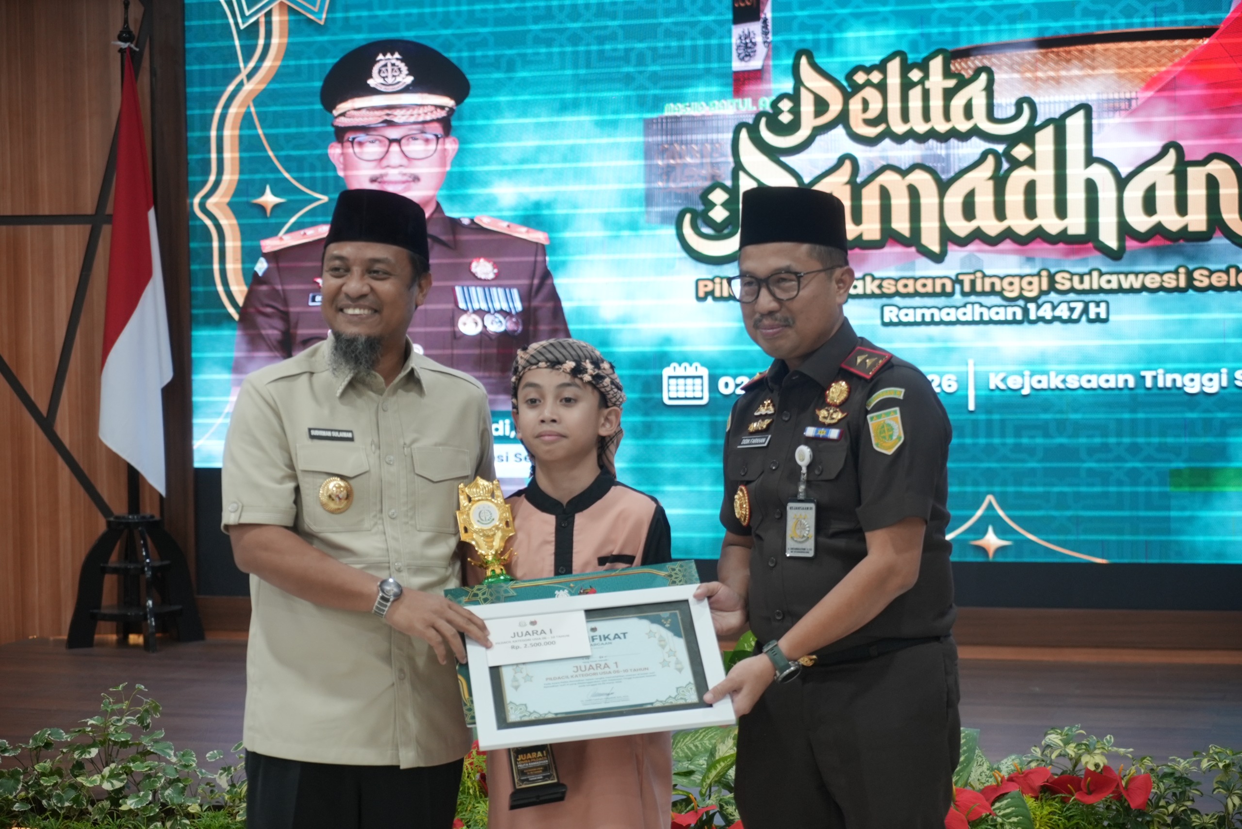 Tutup Pelita Ramadan 1447 H Kejati Sulsel Gubernur Beri Hadiah Umrah Hingga Motor Listrik bagi Dai Cilik Terbaik