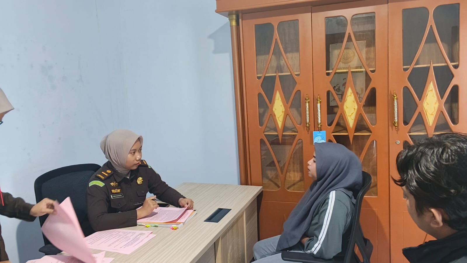 TAHAP II Perkara Tindak Pidana Pencemaran Nama Baik Kejaksaan Negeri Kepulauan Selayar