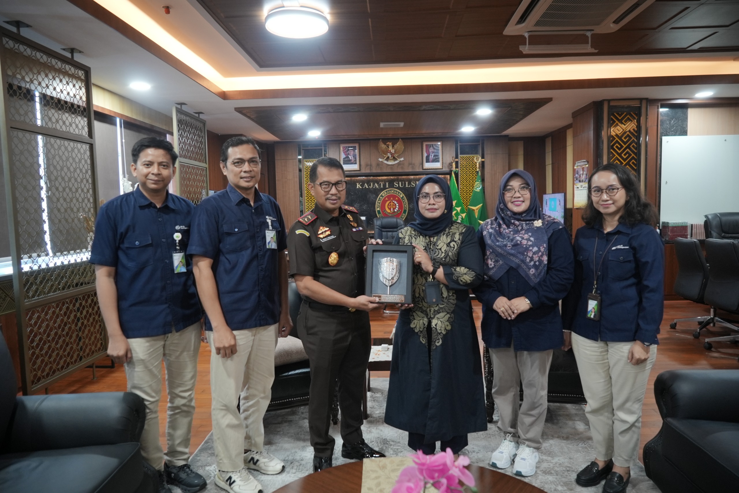 Perkuat Sinergi Perlindungan Pekerja Kajati Sulsel Terima Kunjungan Kakanwil BPJS Ketenagakerjaan Sulawesi