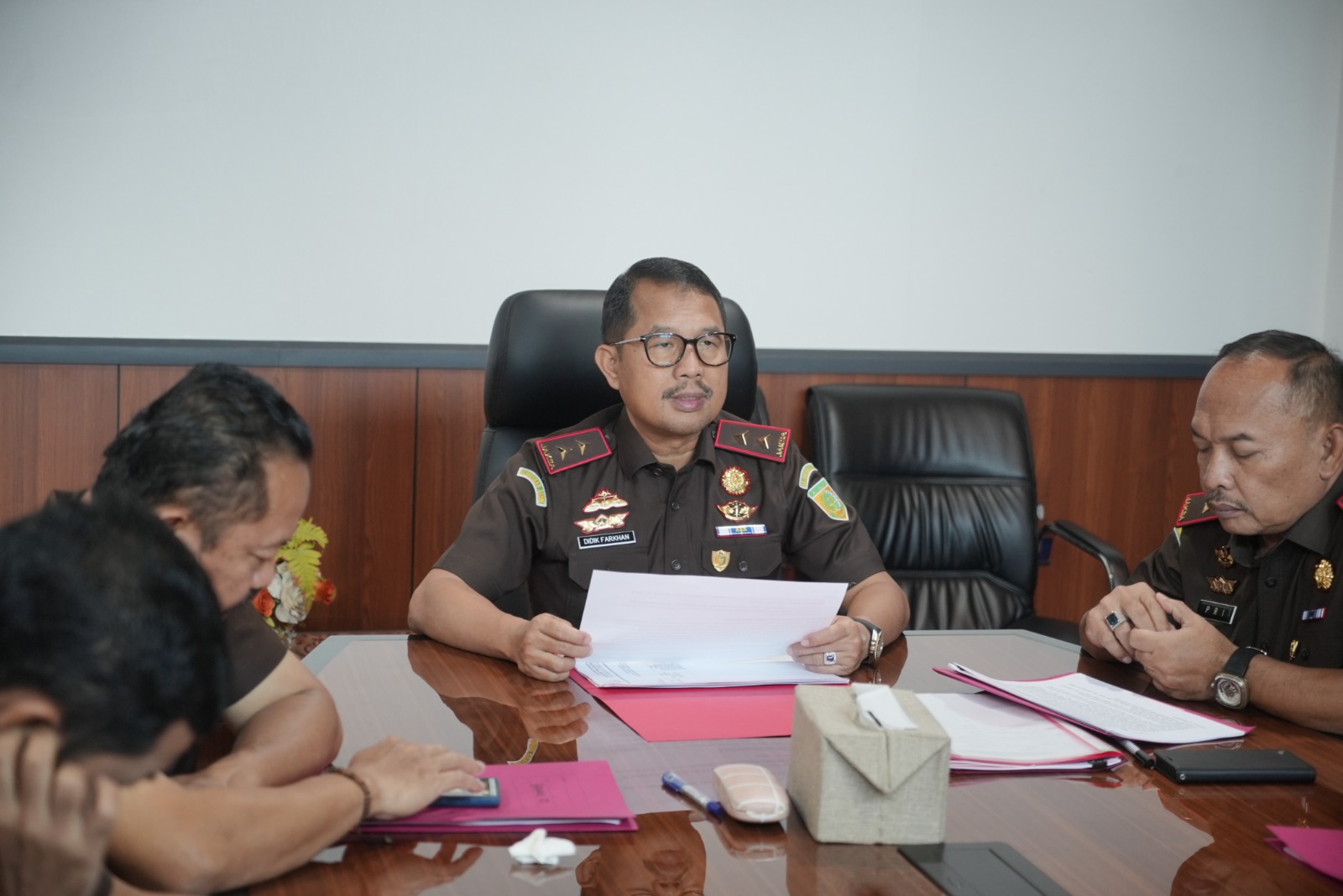 Kejati Sulsel Setujui Penghentian Penuntutan Kasus Penipuan Sertifikat Rumah dari Kejari Takalar Melalui Restorative Justice