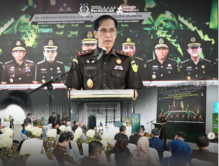 Kajati Jabar Membuka Pasar Murah dan Bazar Dalam Rangka Bulan Suci Ramadhan 1447 H Kejati Jabar dan IAD Wilayah Jabar