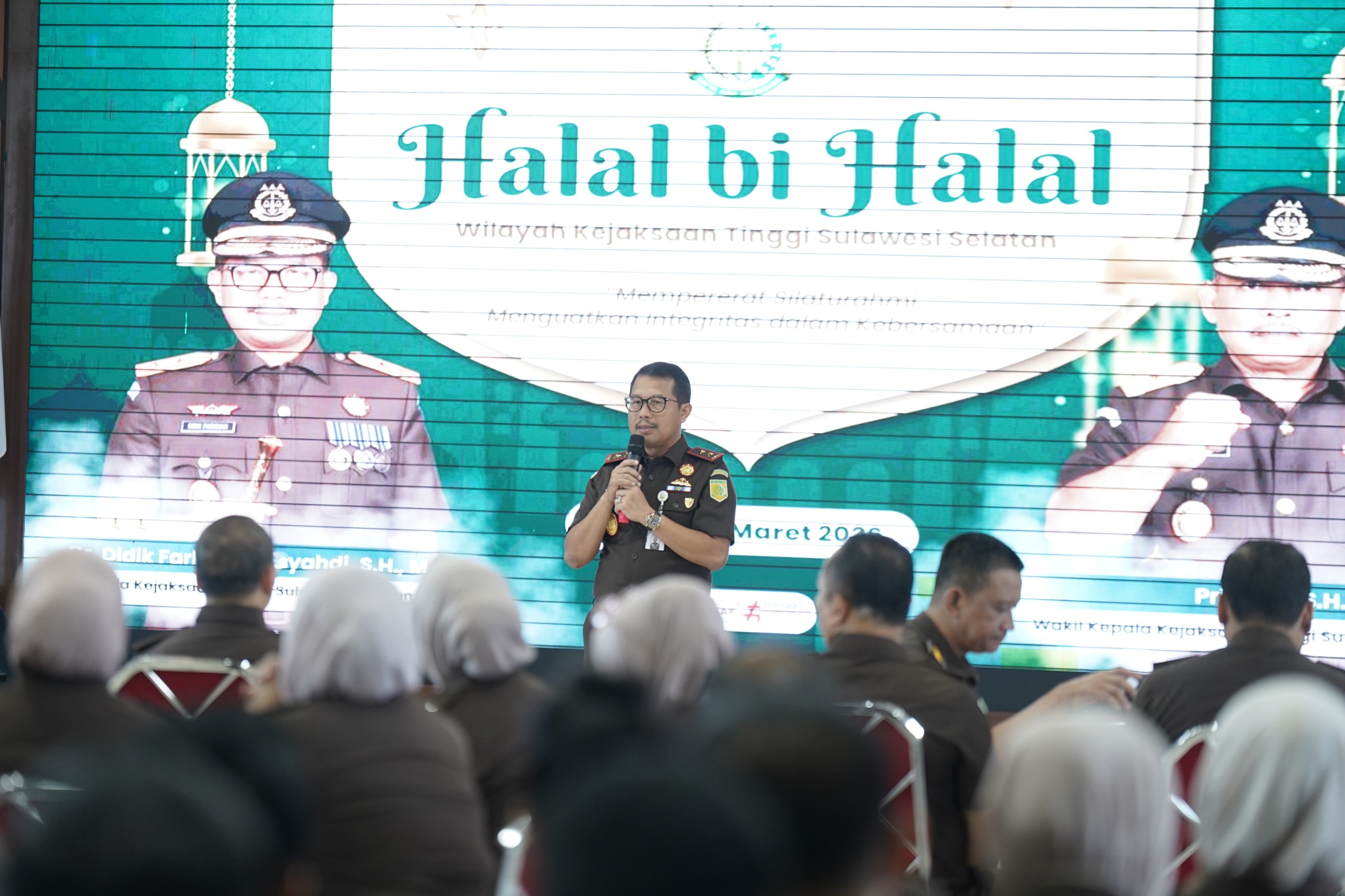 Kejati Sulsel Gelar Halal bi Halal Kajati Tekankan Efisiensi Energi dan Disiplin Pegawai Pascalibur Lebaran
