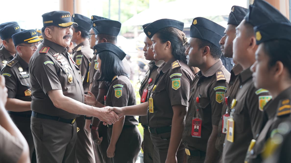 Jaksa Agung Tegaskan Penegakan Hukum Berkeadilan  Adalah Kunci Kesejahteraan Masyarakat  pada Kunjungan Kerja di Kejati Papua