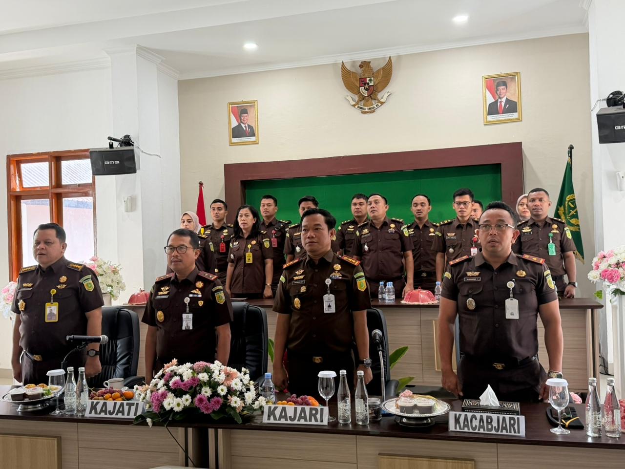 Tingkatkan Kinerja Pidsus Kajati Sulsel Ikuti Pengarahan Virtual Jampidsus dari Kejari Tana Toraja