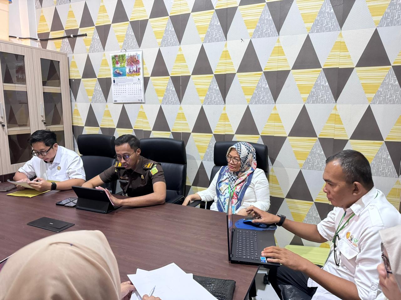 Rapat Persiapan terkait Finalisasi Rencana MoU Perdata dan TUN dengan Pemerintah Daerah serta permohonan pendampingan RAN