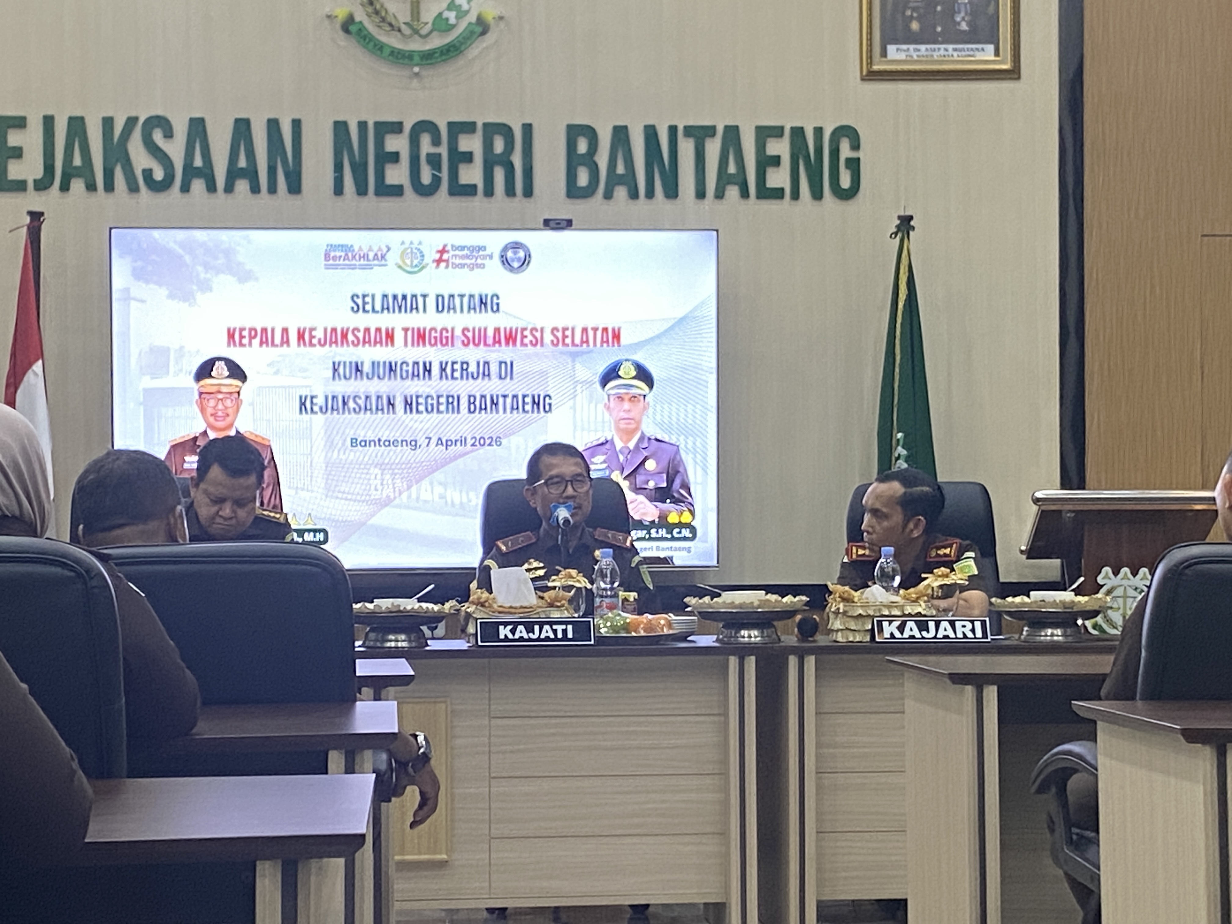 Peduli Kesejahteraan Pegawai Kajati Sulsel Dorong Program Zero Indekos di Kejari Bantaeng