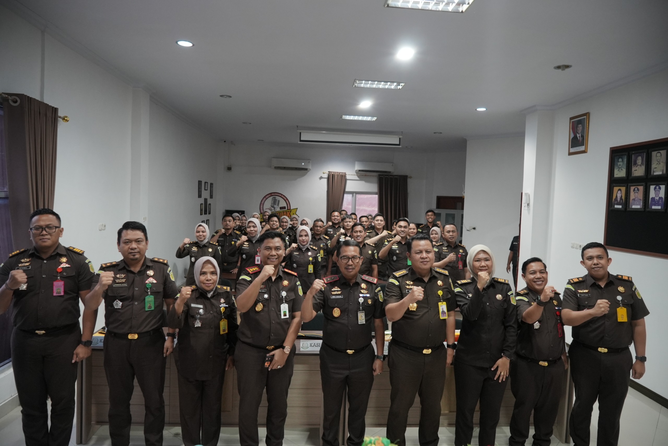 Pengawasan Melekat di Kejari Jeneponto Kajati Sulsel Minta Jajaran Mawas Diri dan Tak Dzolimi Masyarakat