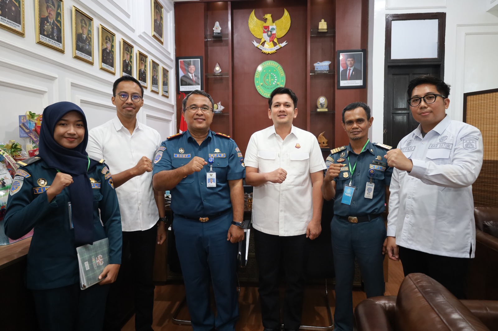 Kepala Kejaksaan Negeri Kepulauan Selayar Menerima Kunjungan Silaturahmi  Dari Kepala Kantor Unit Penyelenggara Pelabuhan Kelas III Selayar
