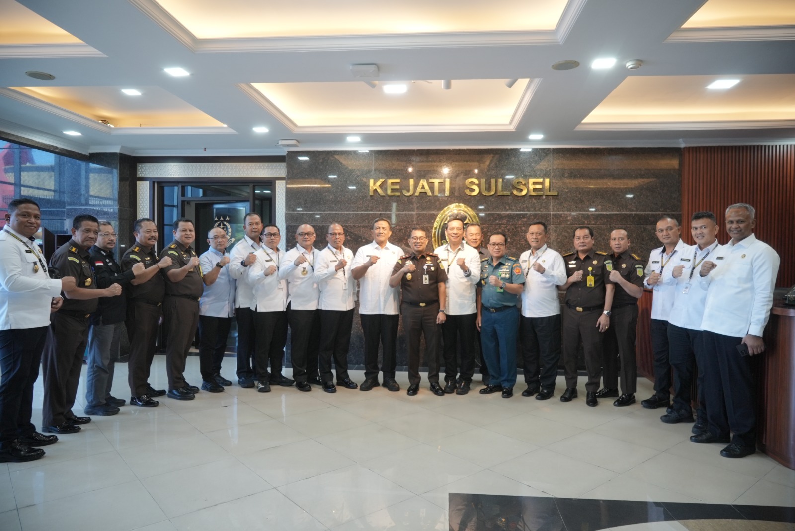 Kajati Sulsel Didik Farkhan Terima Peserta PKDN Sespimti Polri Ke-35 Bagikan Kunci Kepemimpinan dan Waspada Fight Back Pelaku Kejahatan