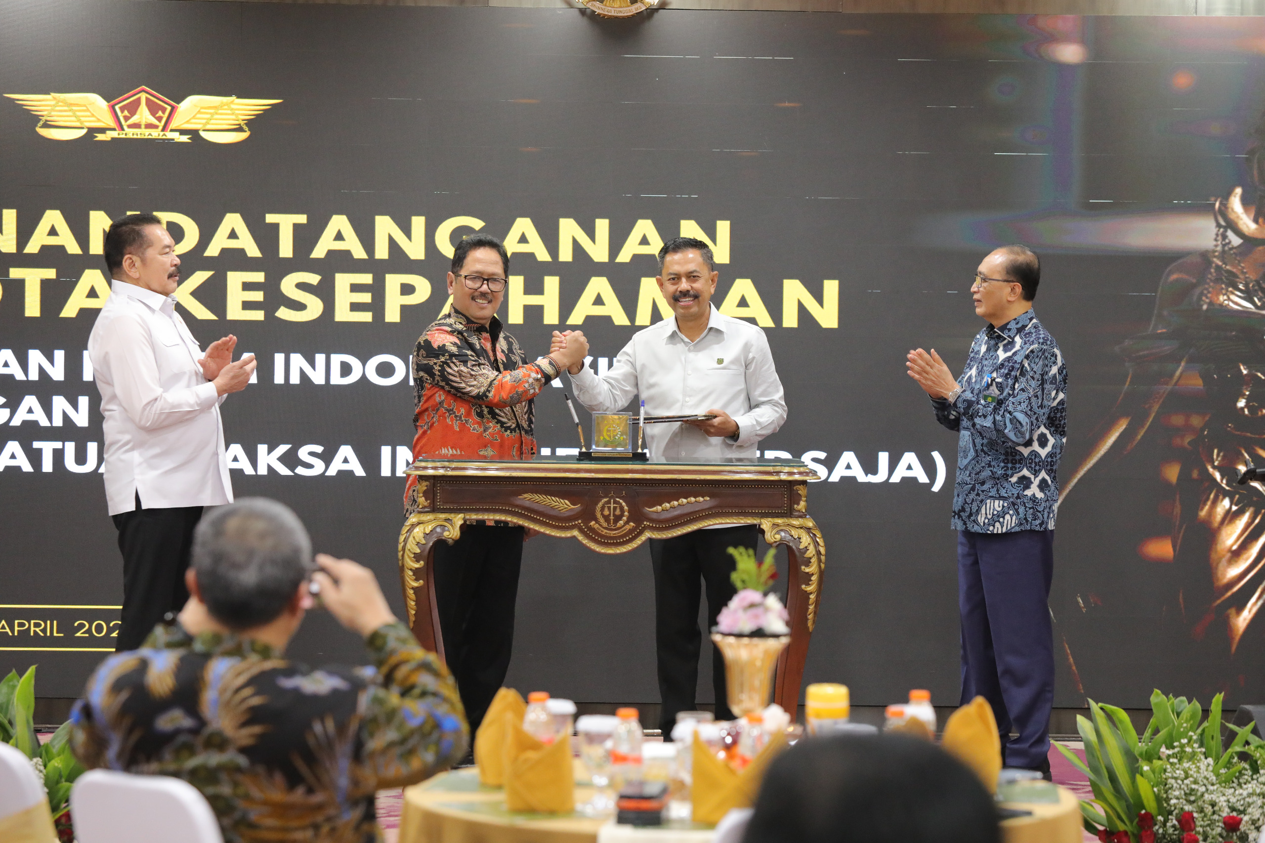 Gagas Transformasi Sistem Peradilan Persaja dan PP IKAHI Tingkatkan Kerja Sama Melalui MoU