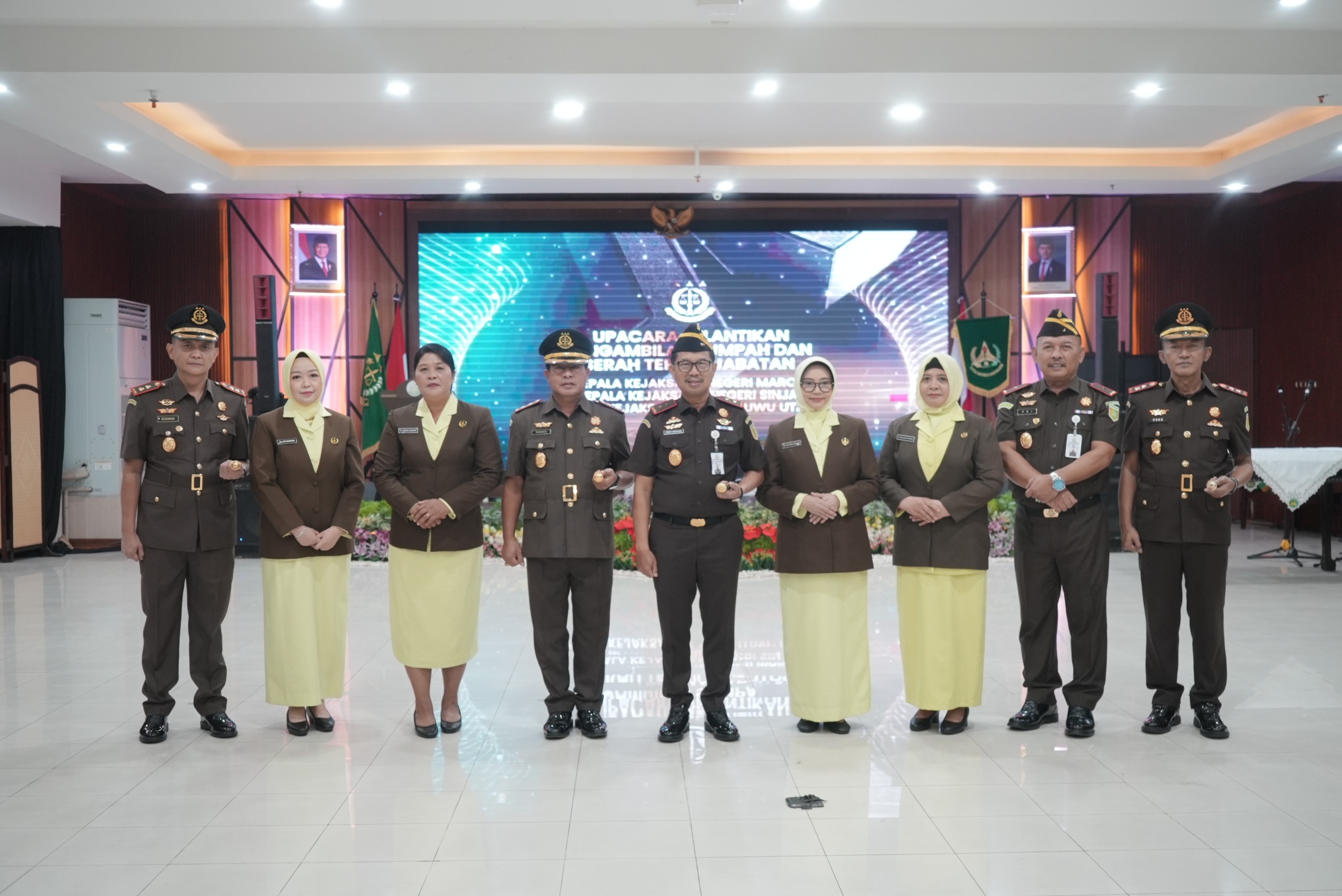 Kajati Sulsel Didik Farkhan Lantik Kepala Kejaksaan Negeri Maros Sinjai dan Luwu Utara Perkuat Sinergi dan Integritas di Daerah