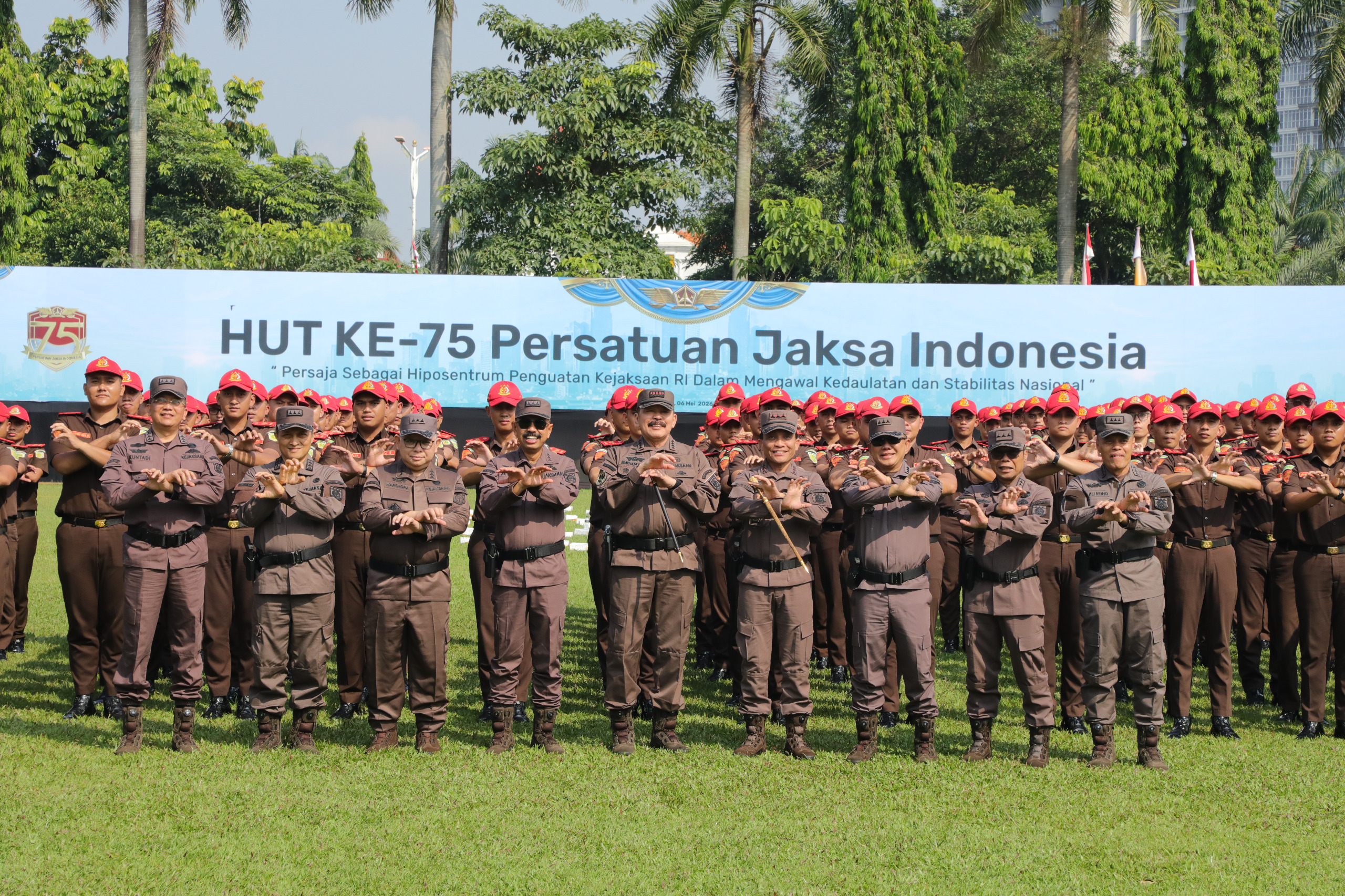 Pimpin Upacara HUT ke-75 Jaksa Agung Tegaskan Peran PERSAJA Sebagai Hiposentrum  Penguatan Kejaksaan dan Stabilitas Nasional