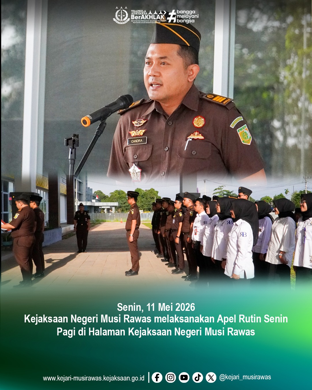 Kepala Seksi Pemulihan Aset dan Pengelolaan Barang Bukti Kejaksaan Negeri Musi Rawas memimpin kegiatan apel pagi di halaman kantor Kejaksaan Negeri Musi Rawas