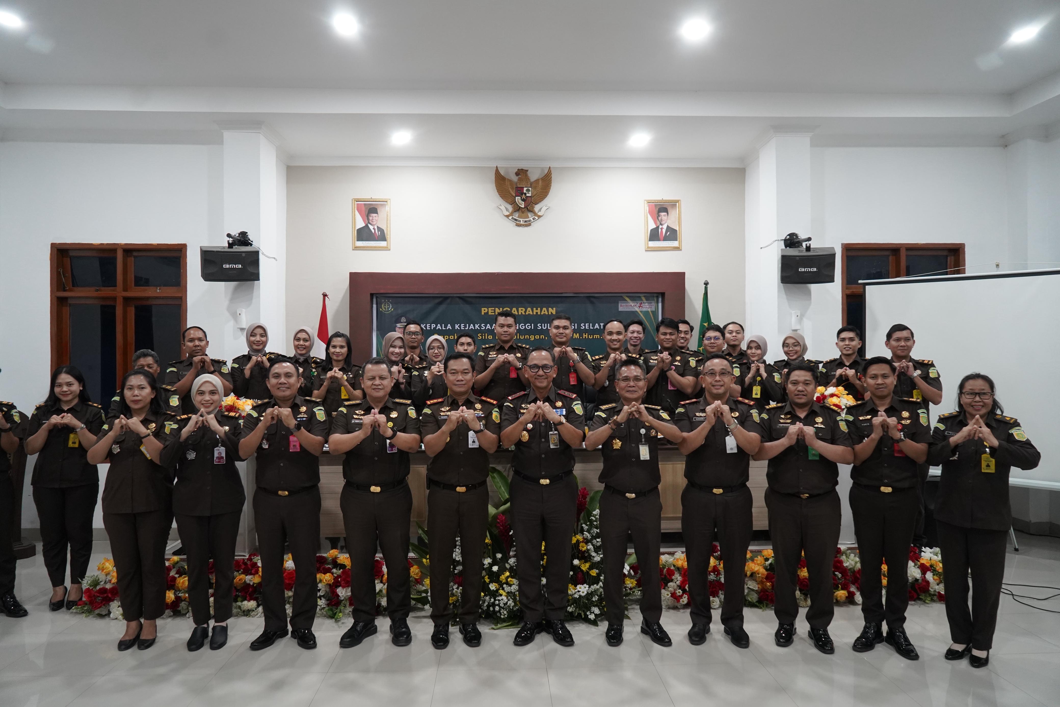 Kunjungi Kejari Tana Toraja Kajati Sulsel Sila Pulungan Tekankan Integritas dan Jaga Kondusivitas Daerah