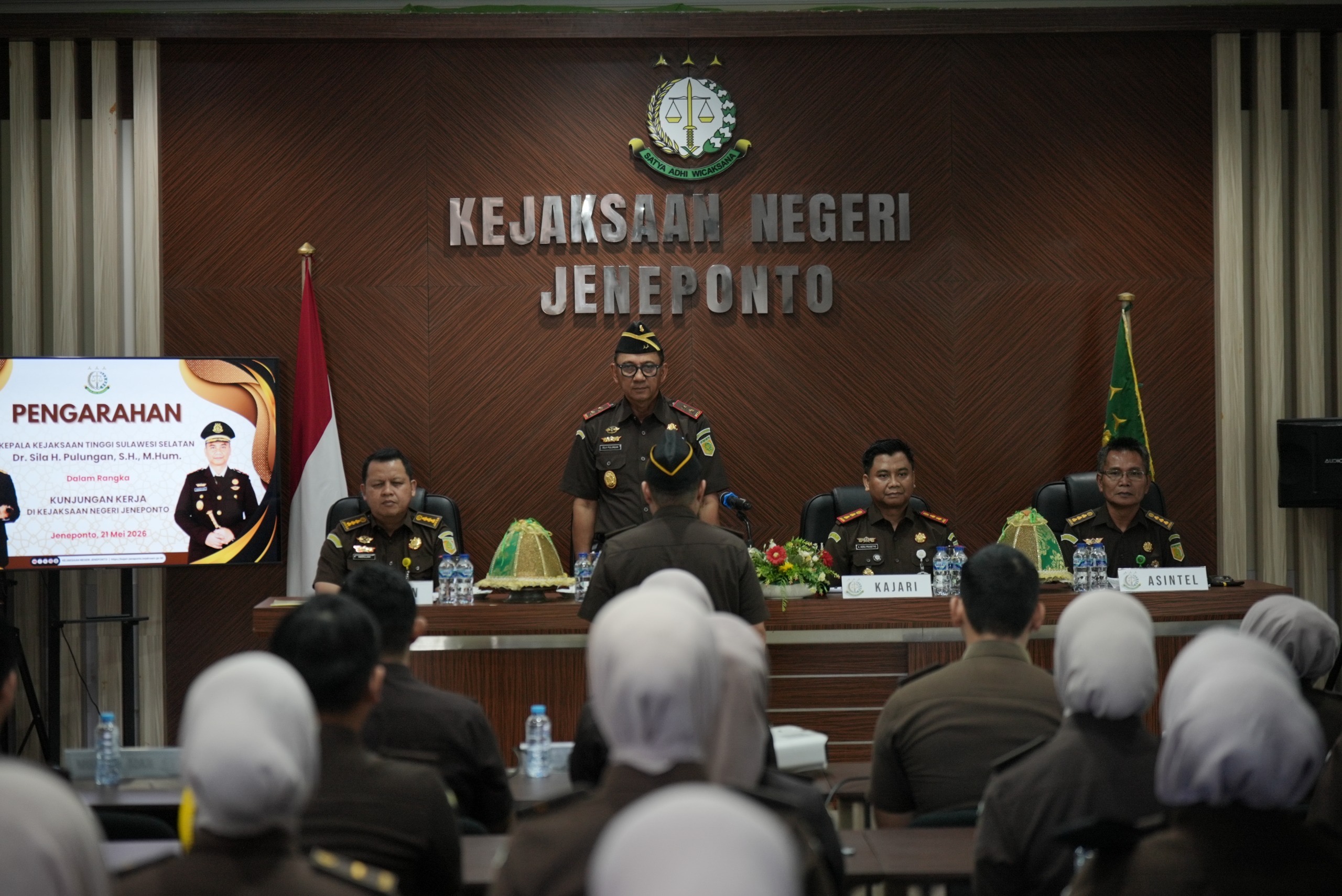 Kunjungan Kerja ke Kejari Jeneponto Kajati Sulsel Sila Pulungan Tekankan Integritas dan Efisiensi Kinerja