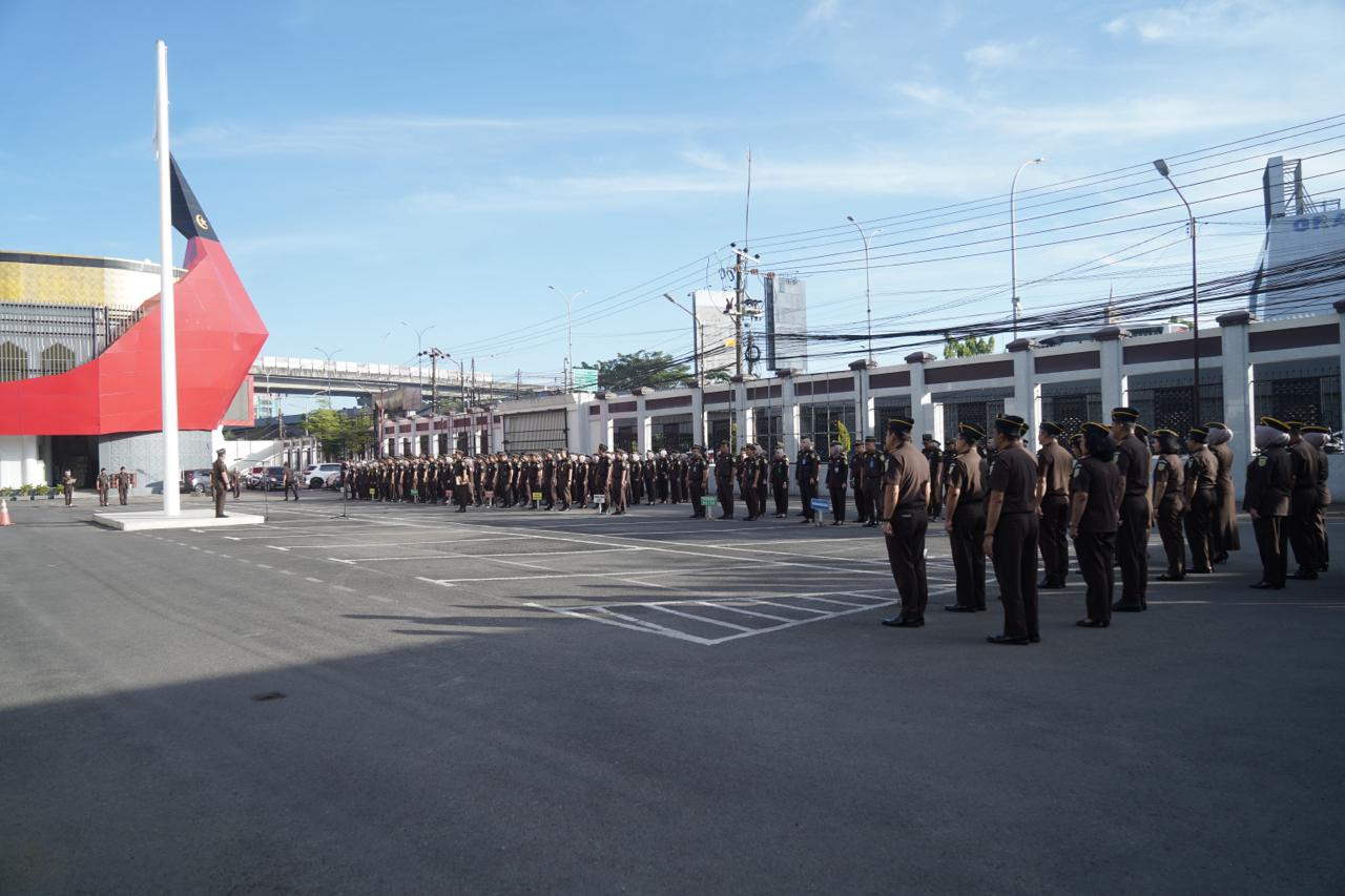 Pimpin Apel Senin 25 Mei Aspema Kejati Sulsel Ingatkan Optimalisasi Anggaran hingga Kelengkapan Data Kepegawaian