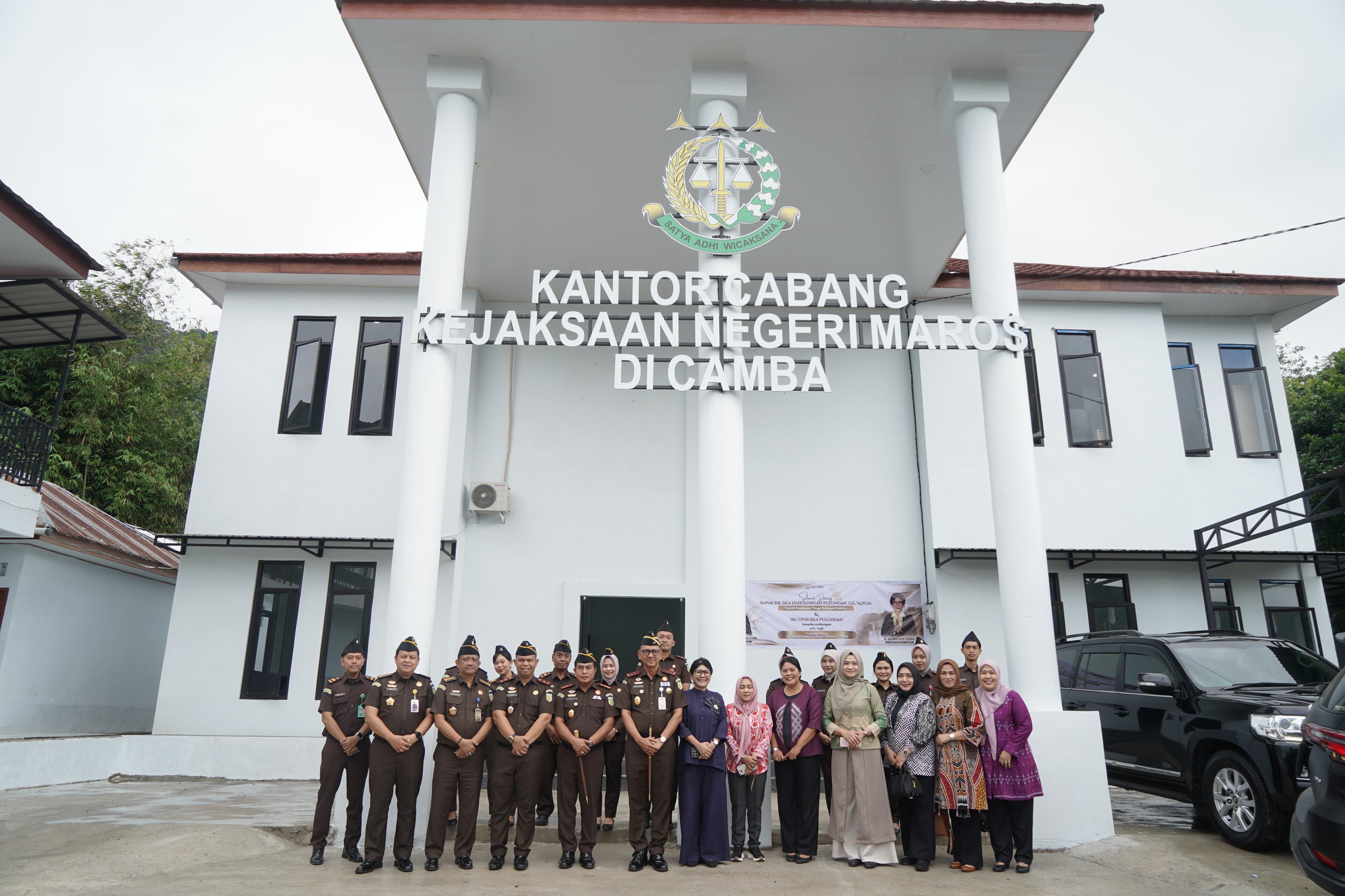 Kajati Sulsel Sila Pulungan Kunjungan Kerja ke Cabjari Maros di Camba Apresiasi Fasilitas dan Kerapian Gedung Baru