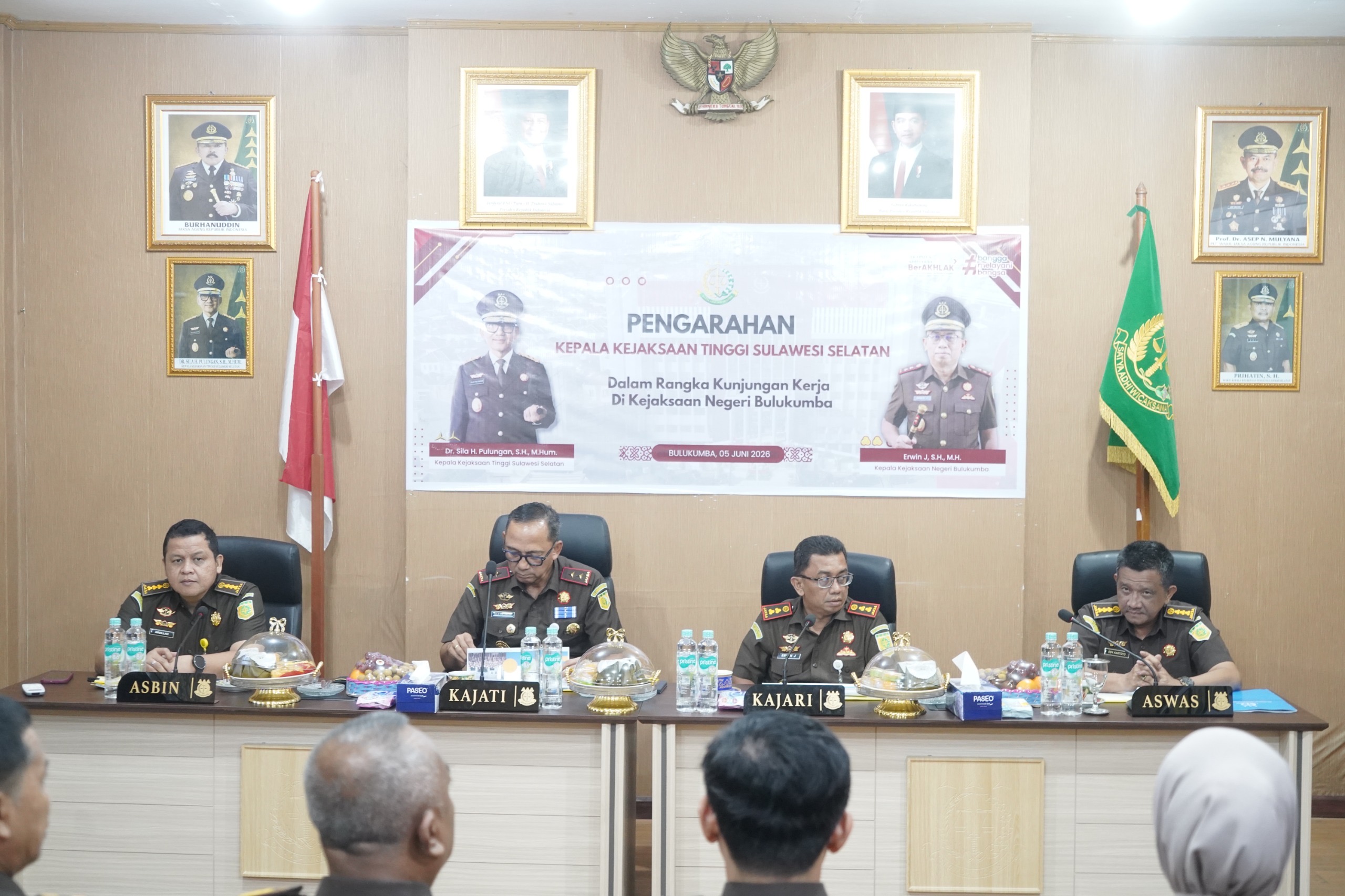 Evaluasi Kinerja Kejari Bulukumba Kajati Sulsel Minta Digitalisasi Arsip dan Pembenahan Data MySimkari