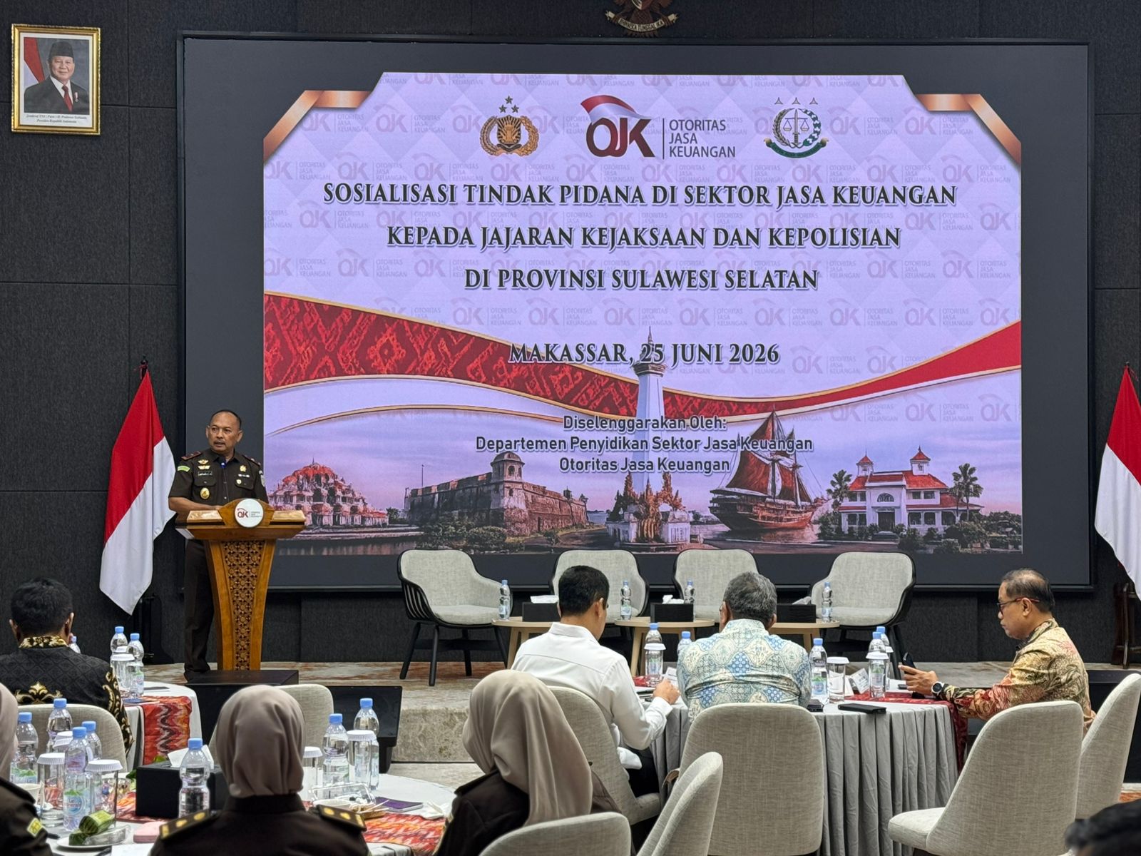 Perkuat Sistem Peradilan Terpadu Wakajati Sulsel Hadiri Sosialisasi Penanganan Tindak Pidana Sektor Keuangan OJK