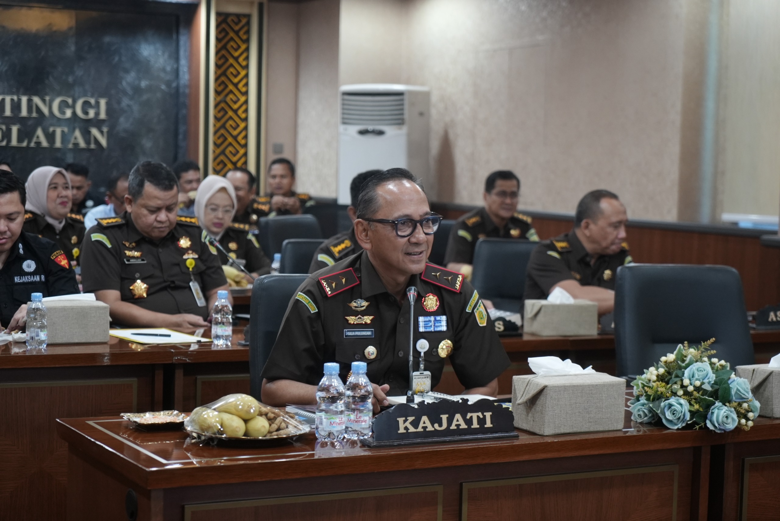 Evaluasi Enam Bulan Implementasi KUHP dan KUHAP Baru Kejati Sulsel Hadirkan Guru Besar Hukum Pidana dalam Kuliah Umum