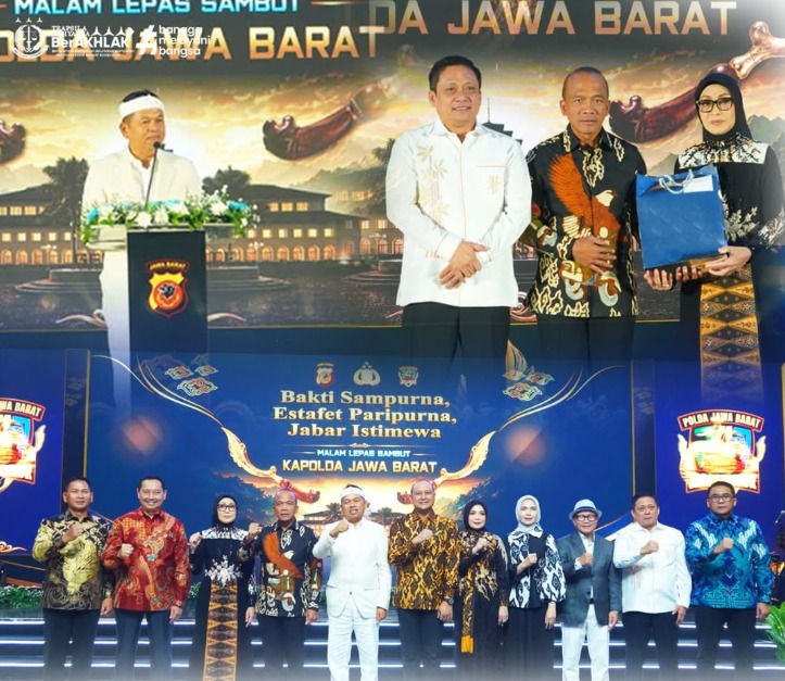 Momentum Mempererat Sinergi Kajati Jabar Hadiri Bakti Sampurna Estafet Paripurna Jabar Istimewa Malam Lepas Sambut Kapolda Jawa Barat