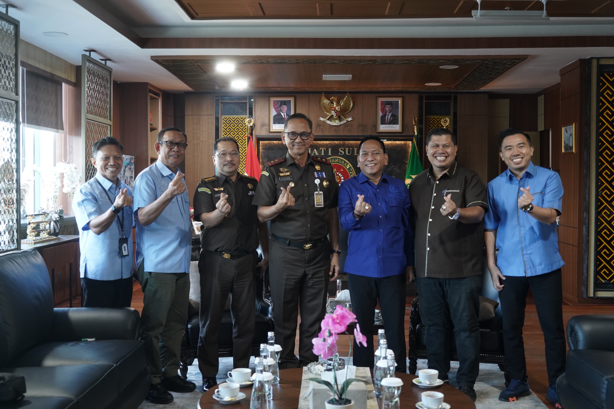 Terima Kunjungan KONI Makassar Kajati Sulsel Sila Pulungan Komitmen Kawal Kemajuan Ekosistem Olahraga Daerah