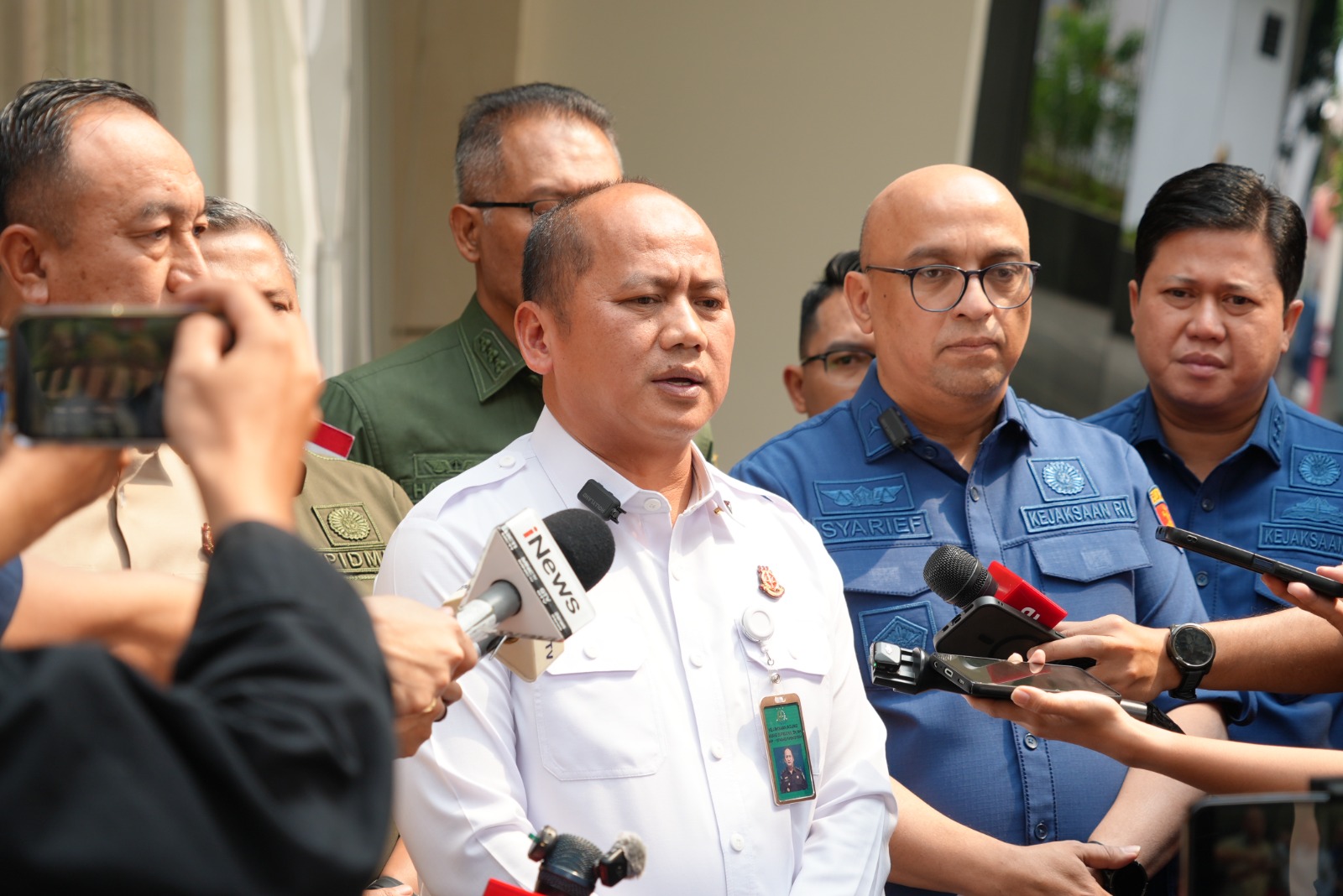 Tim Penyidik Tetapkan LMI Kepala Biro Hukum dan Humas BGN  Tersangka Tata Kelola Makan Bergizi Gratis